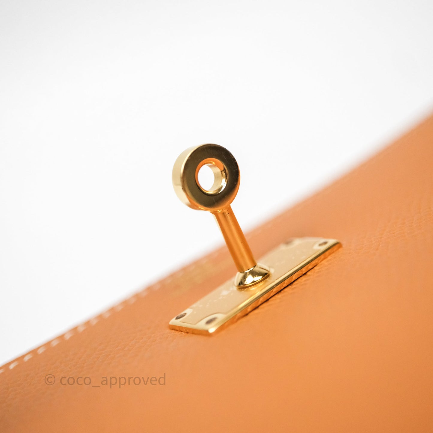 Hermès Kelly To Go Wallet Toffee 1H Epsom Gold Hardware