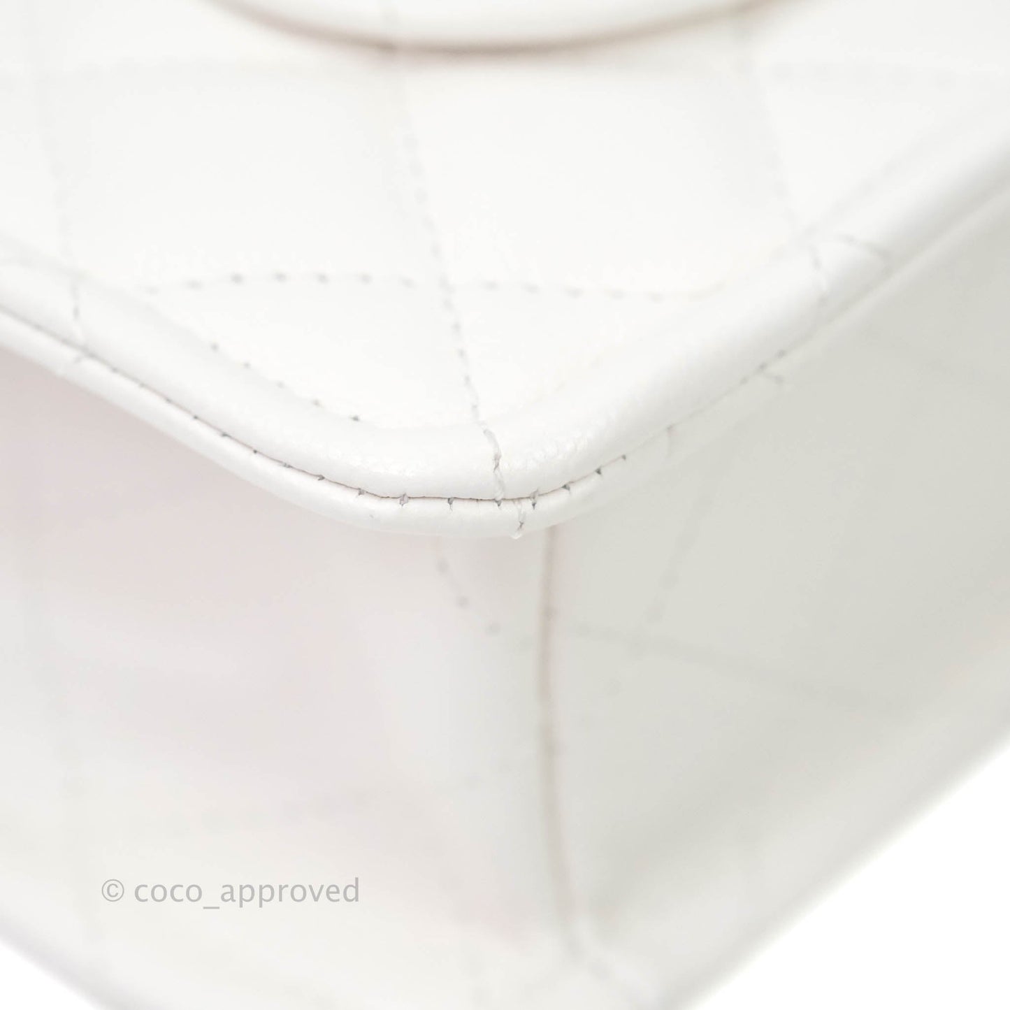 Chanel Small With Chain (O-purse-vanity With Chain) White