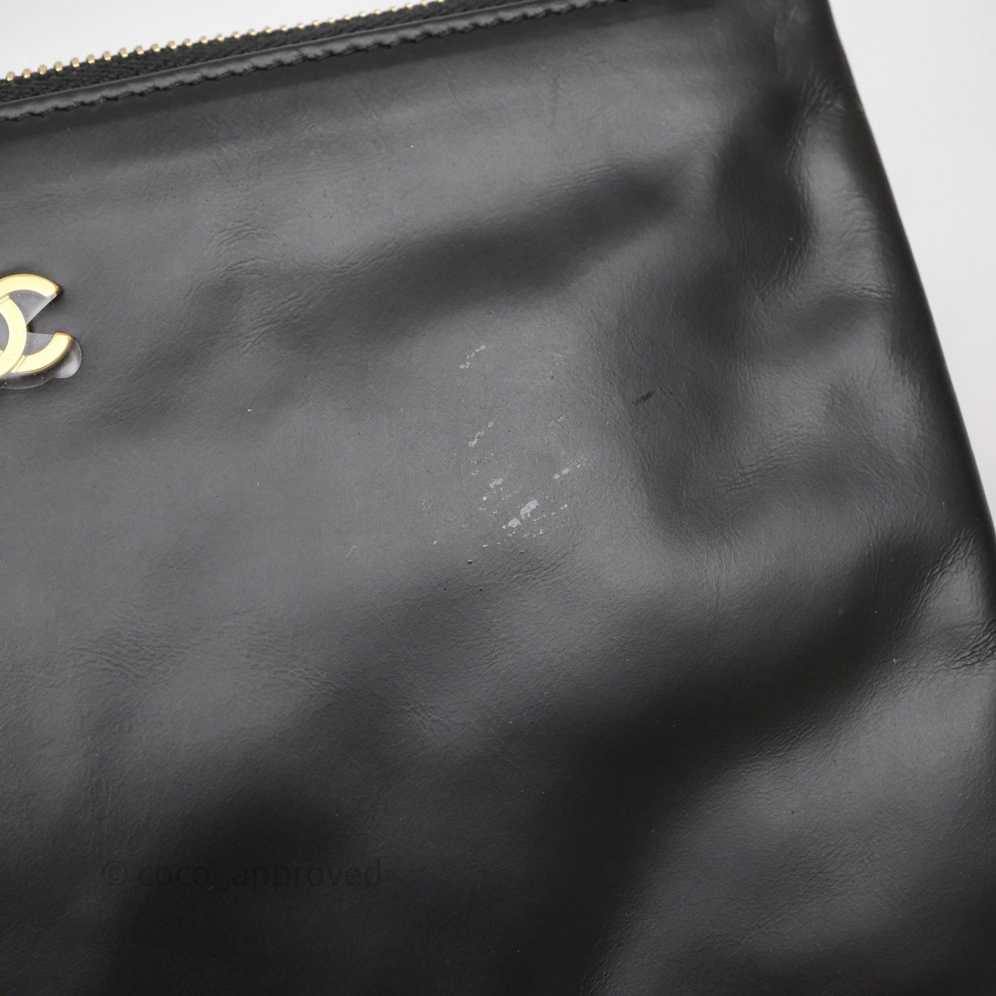 Chanel 22 Medium Black Crumpled Calfskin Aged Gold Hardware