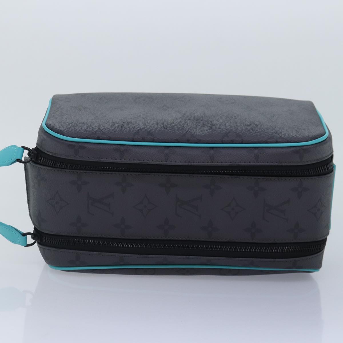 LOUIS VUITTON Monogram Eclipse Reverse Dopp Kit Bag Turquoise M11482 89059SA