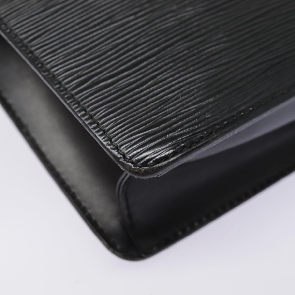 LOUIS VUITTON Epi Pochette Homme Clutch Bag Black Noir M52522 LV 89187