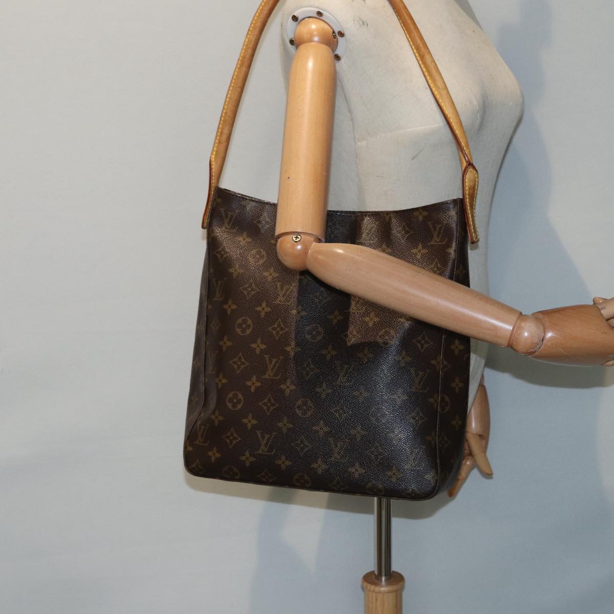 LOUIS VUITTON Monogram Looping GM Shoulder Bag M51145 LV 89209