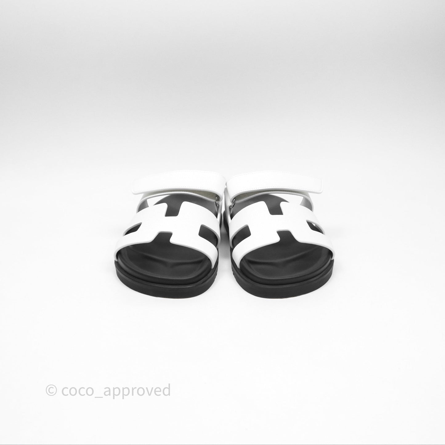 Hermès Chypre Sandal Calfskin Black/White Size 36