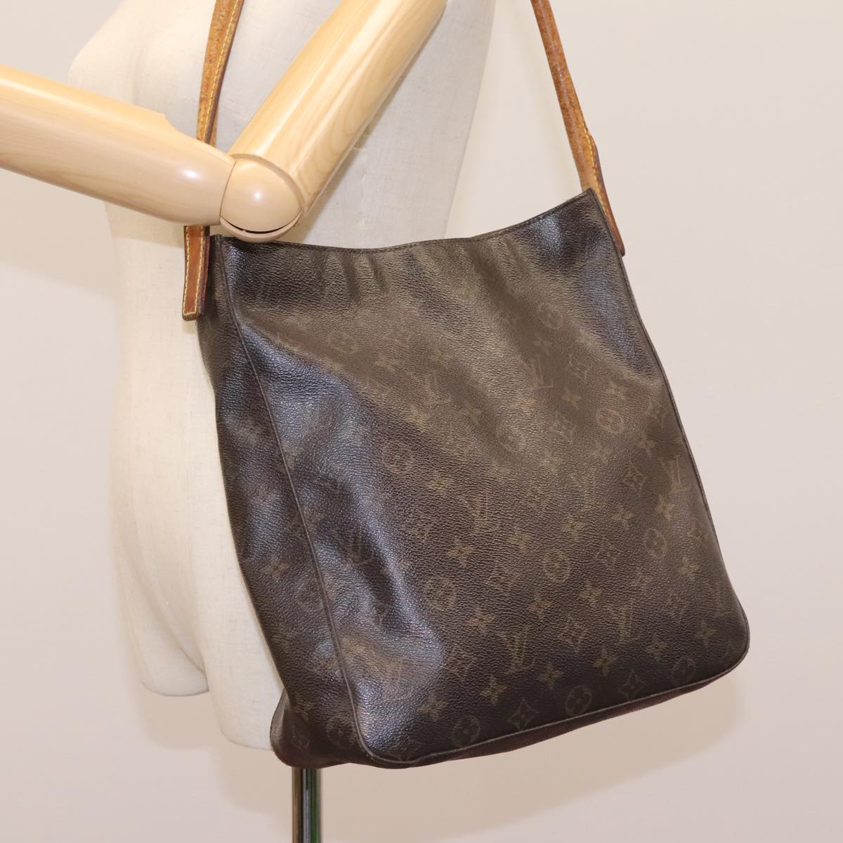 LOUIS VUITTON Monogram Looping GM Shoulder Bag M51145 LV 89528