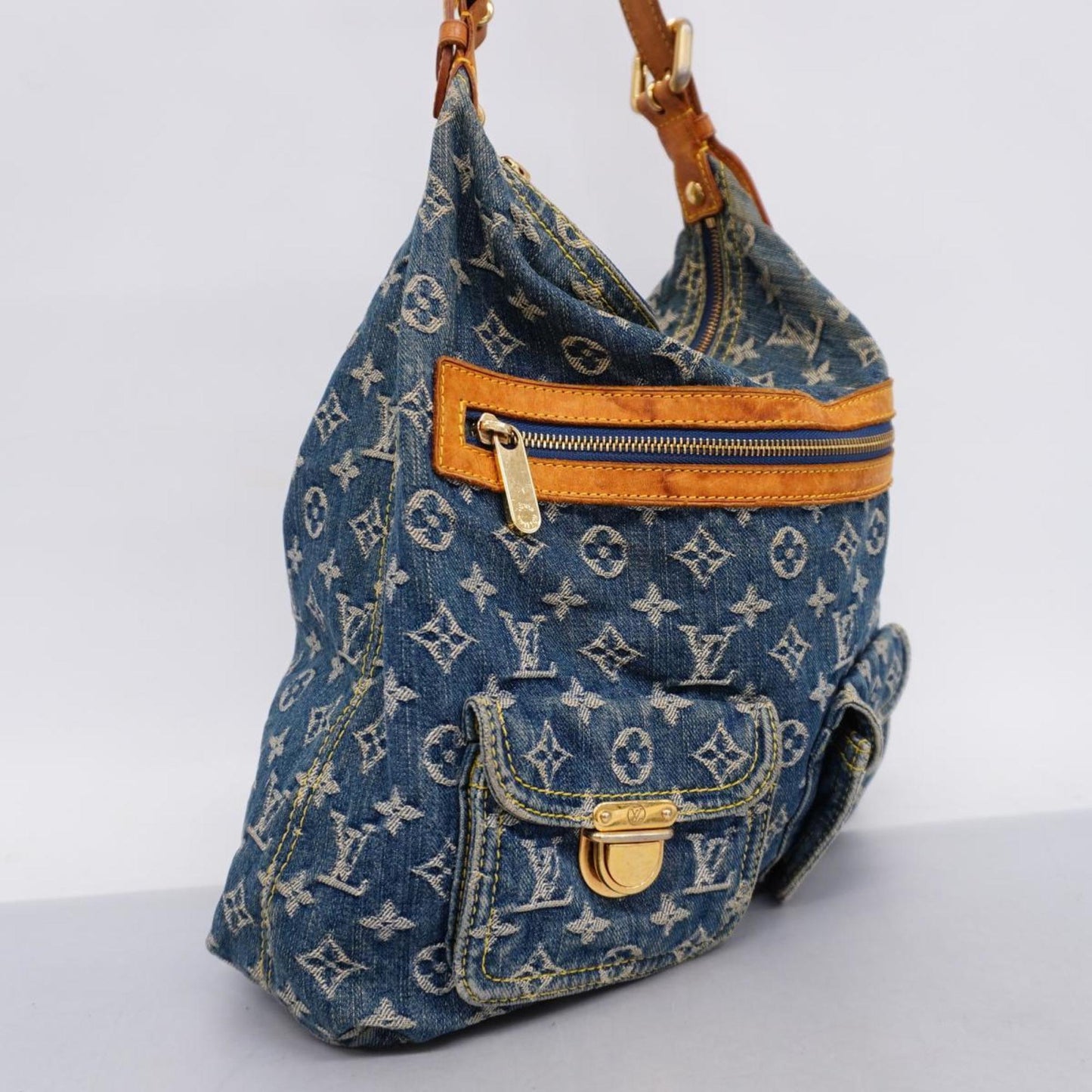 Louis Vuitton Baggy   - Jeans Shoulder Bag ()