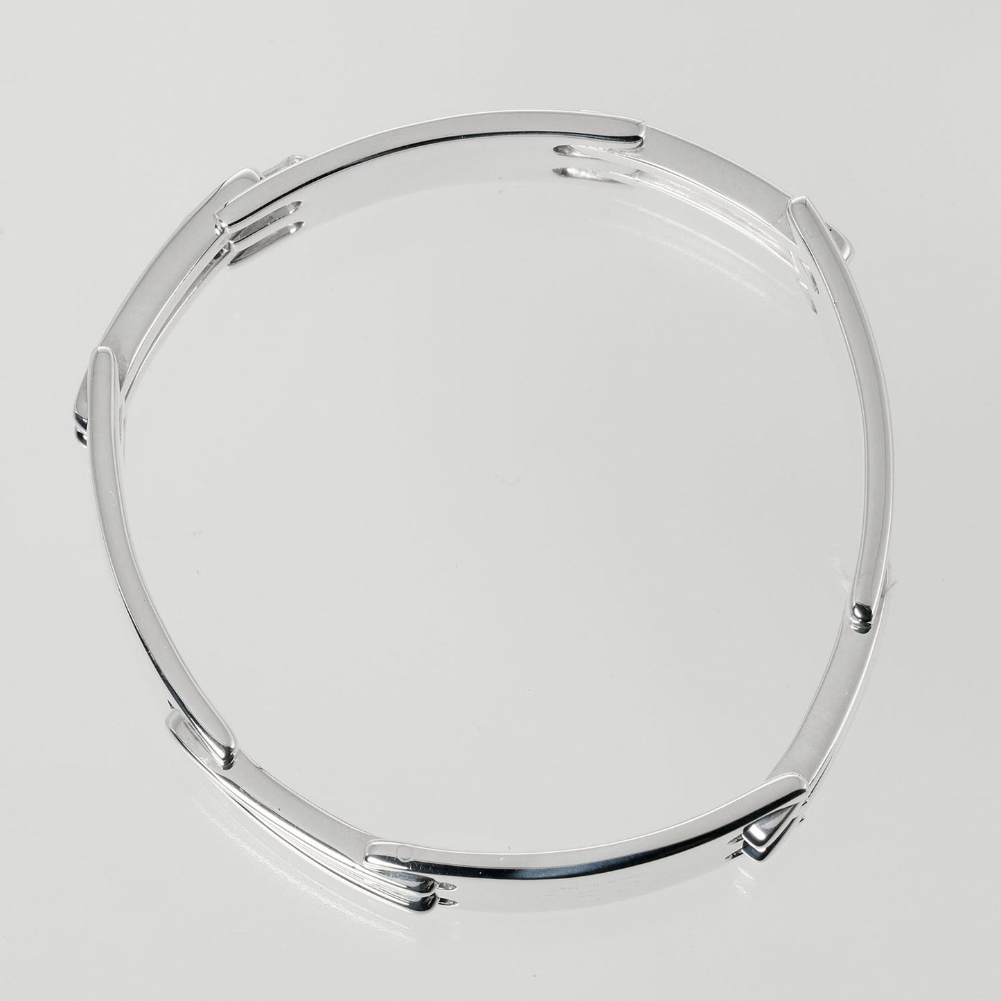 Luxury Gucci Trending 2025 Logo Plate