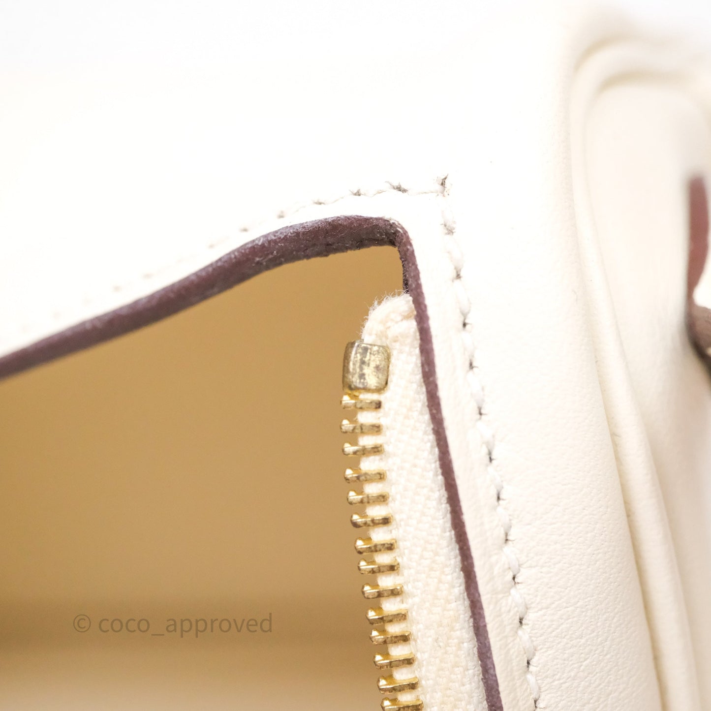 Hermès Mini Lindy 20 Nata I2 Swift Gold Hardware