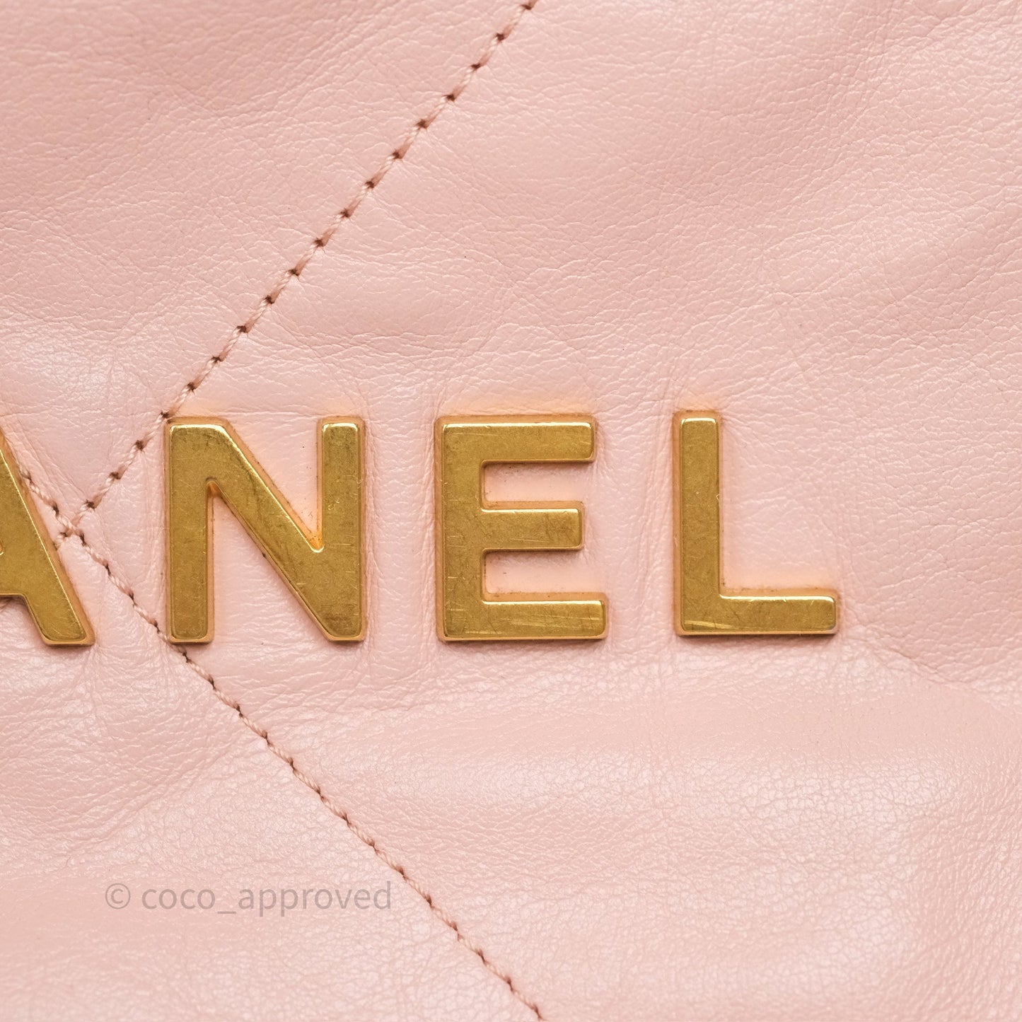 Chanel 22 Medium Pink Crumpled Calfskin Aged Gold Hardware