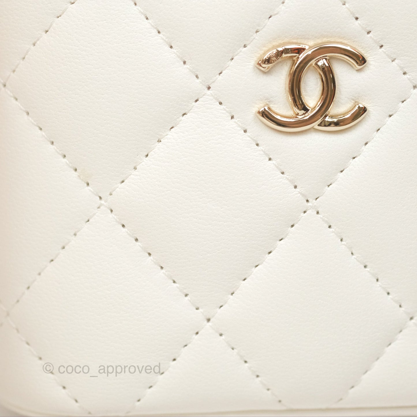 Chanel Mini Ball Crush Vanity With Chain White Lambskin Gold Hardware