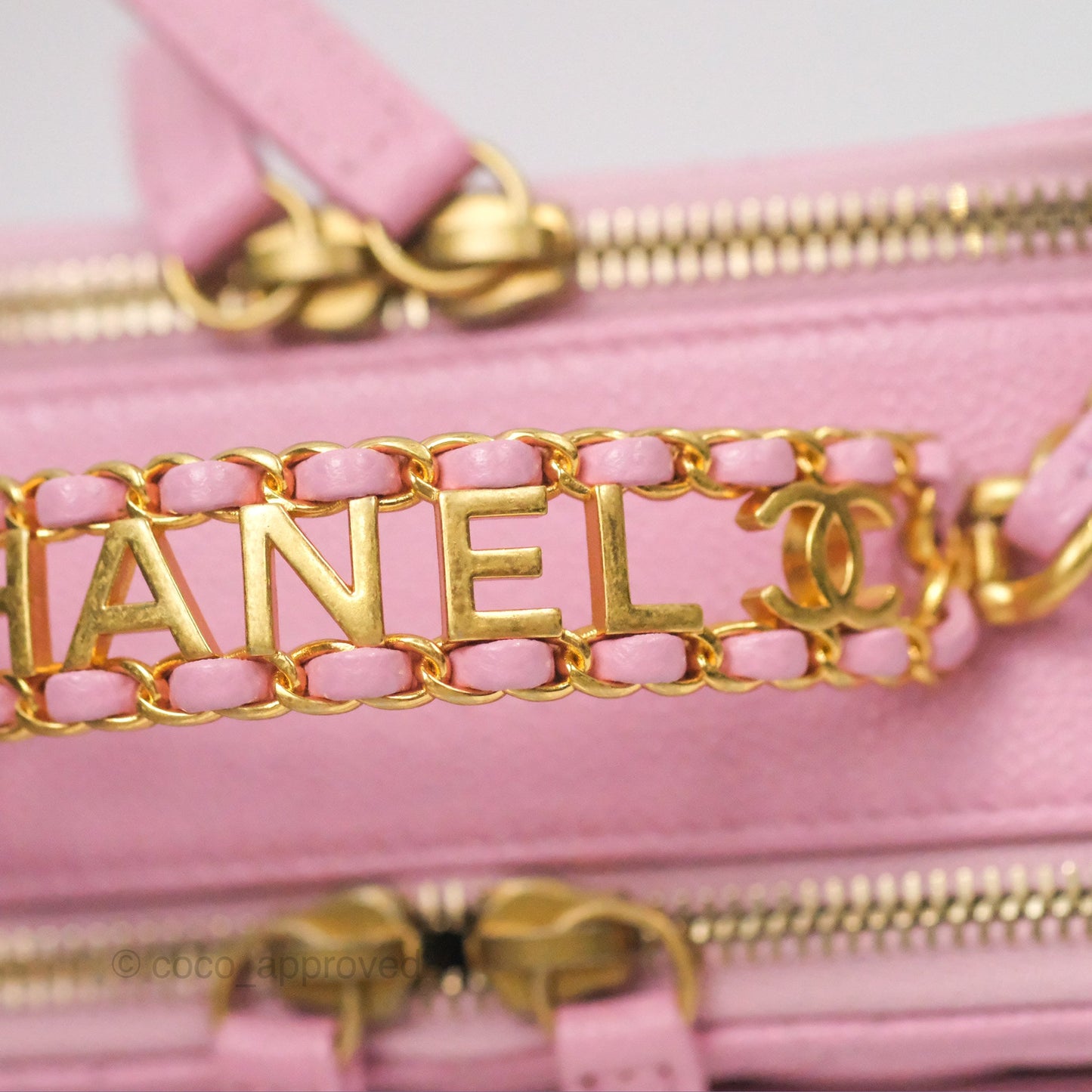 Chanel Caviar Quilted Pick Me Up Small Vanity Case Light Pink
