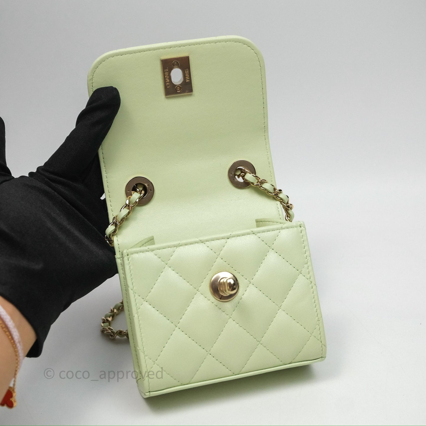 Chanel Mini Quilted Trendy CC Clutch With Chain Green Lambskin Gold Hardware