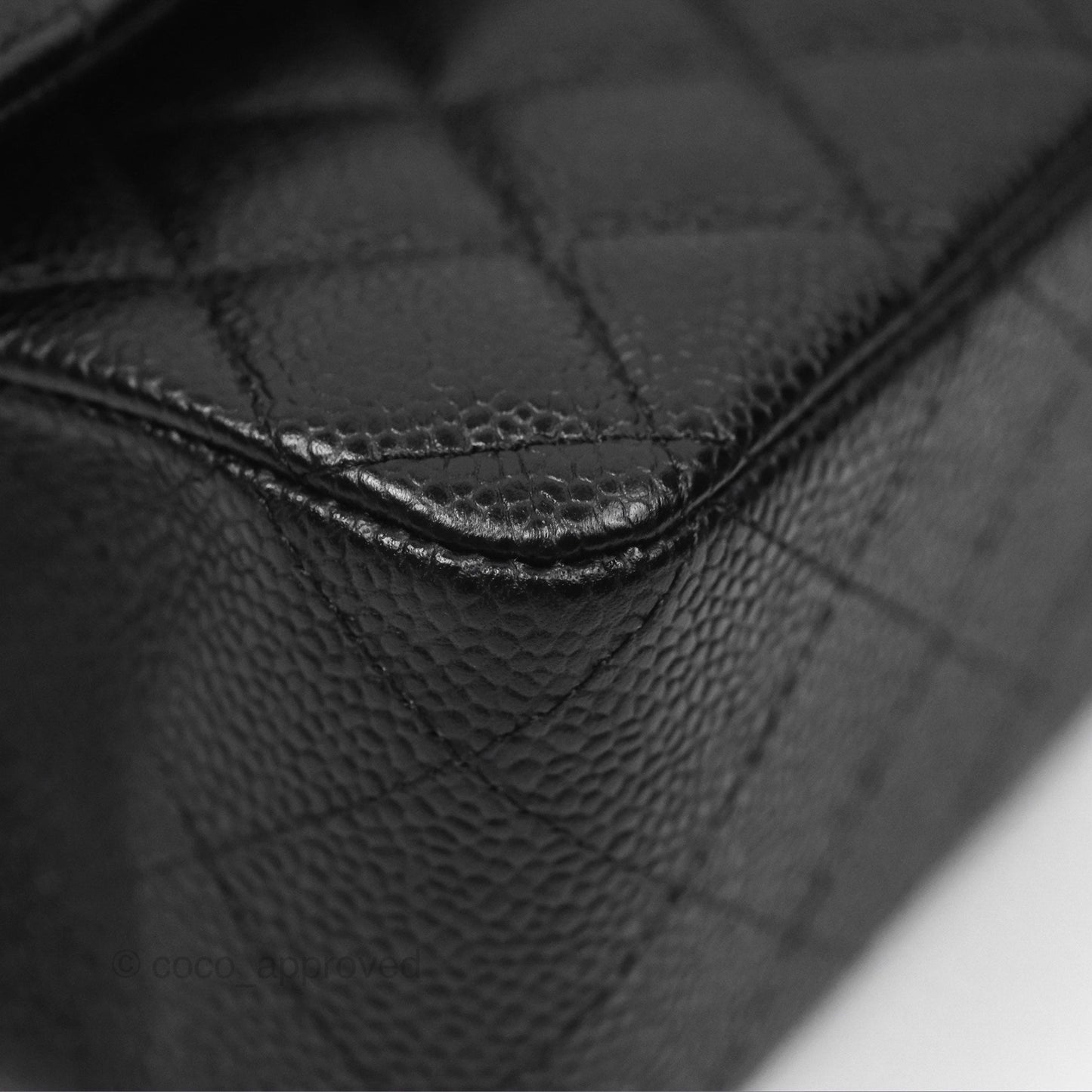 Chanel Classic M/L Medium Flap Quilted Black Caviar Gold Hardware