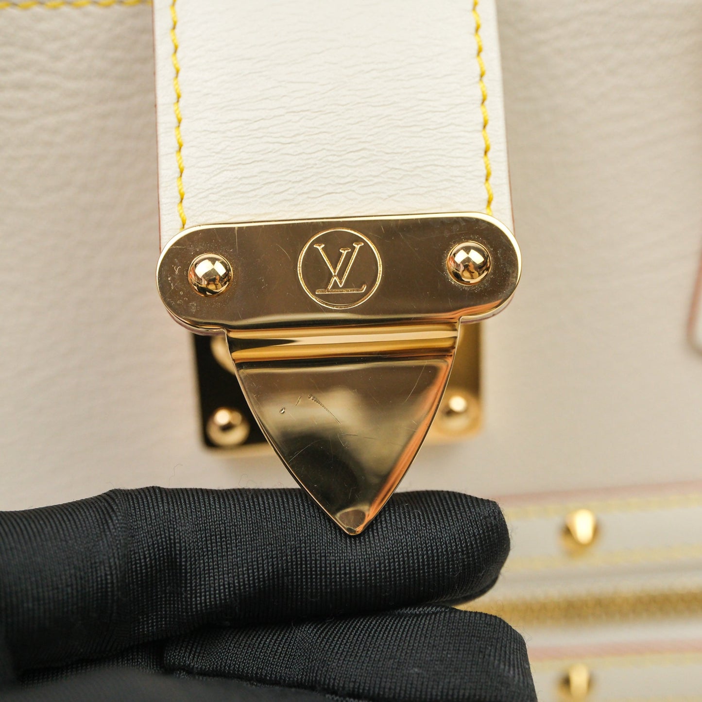 Louis Vuitton Le Fabuleux Bag White Suhali