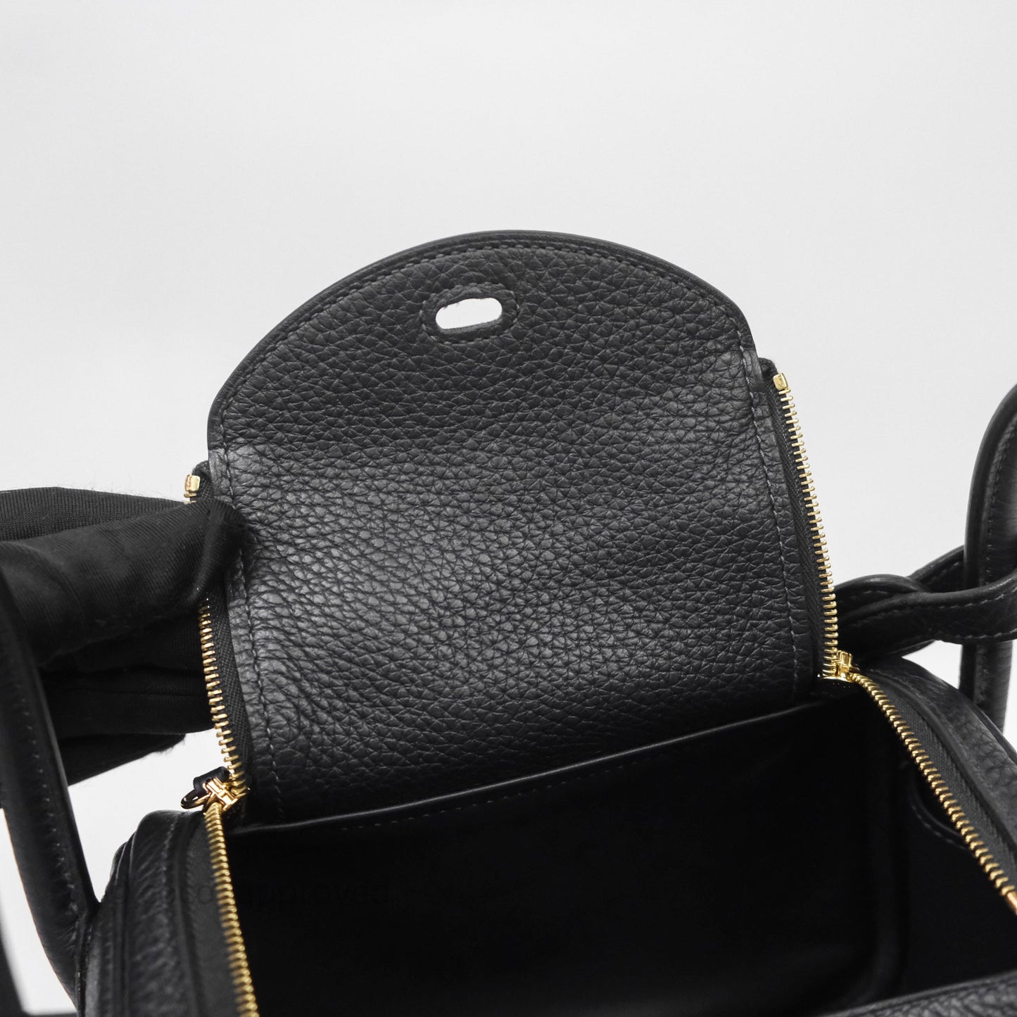Hermès Mini Lindy 20 Caban 3Y Clemence Gold Hardware