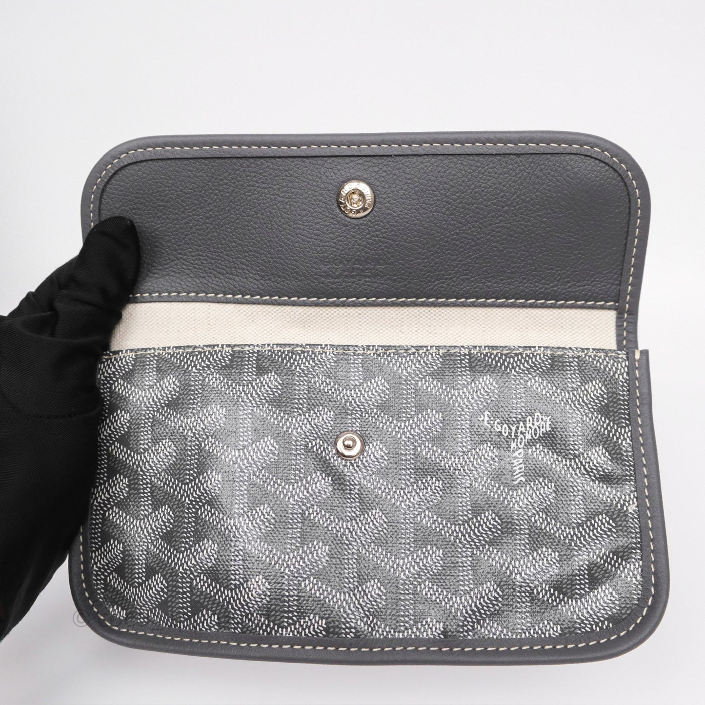Goyard St Louis Tote PM ⁣⁣⁣⁣⁣⁣⁣⁣⁣⁣⁣⁣⁣⁣⁣⁣⁣⁣⁣⁣Grey