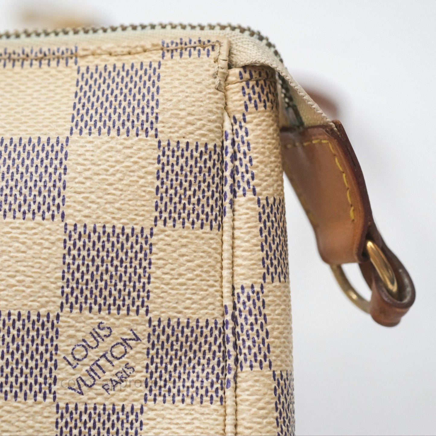 Louis Vuitton Damier Azur Pochette