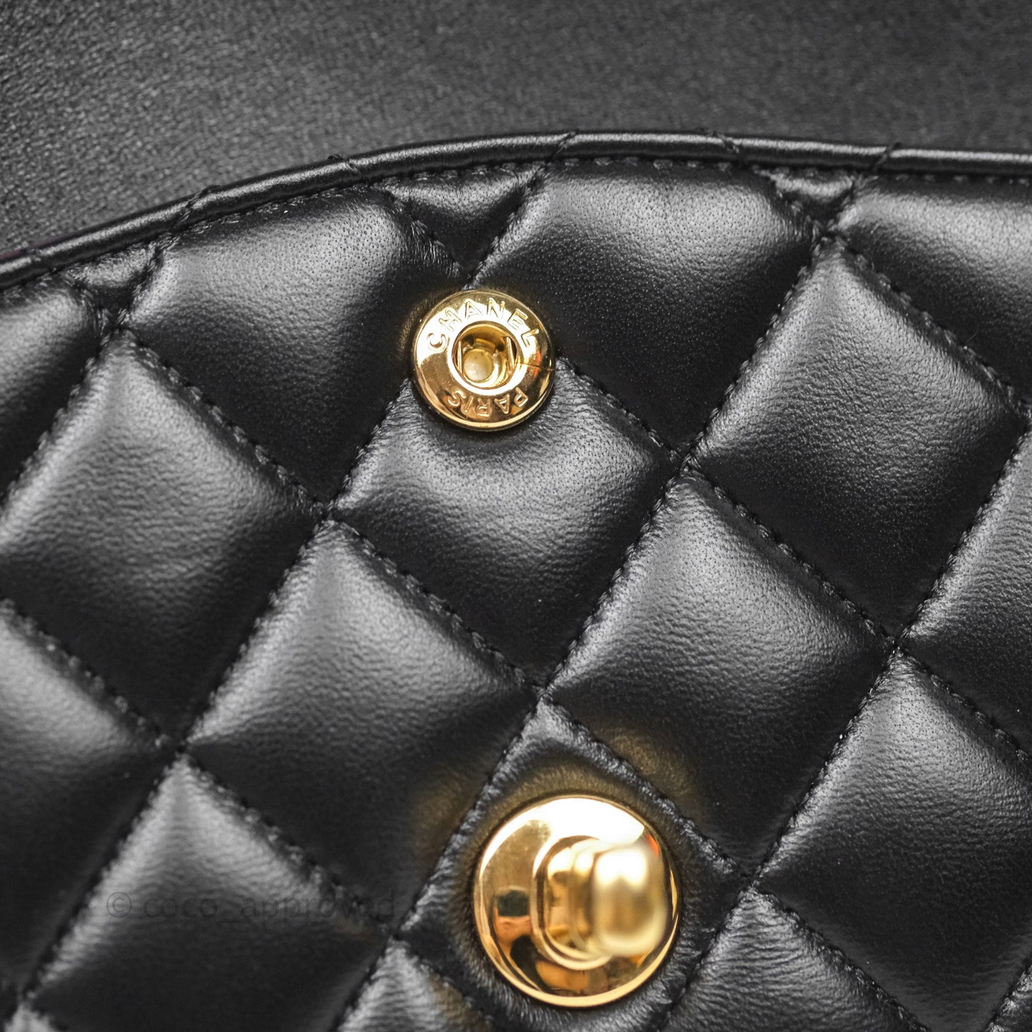 Chanel Classic M/L Medium Flap Quilted Black Lambskin Gold Hardware