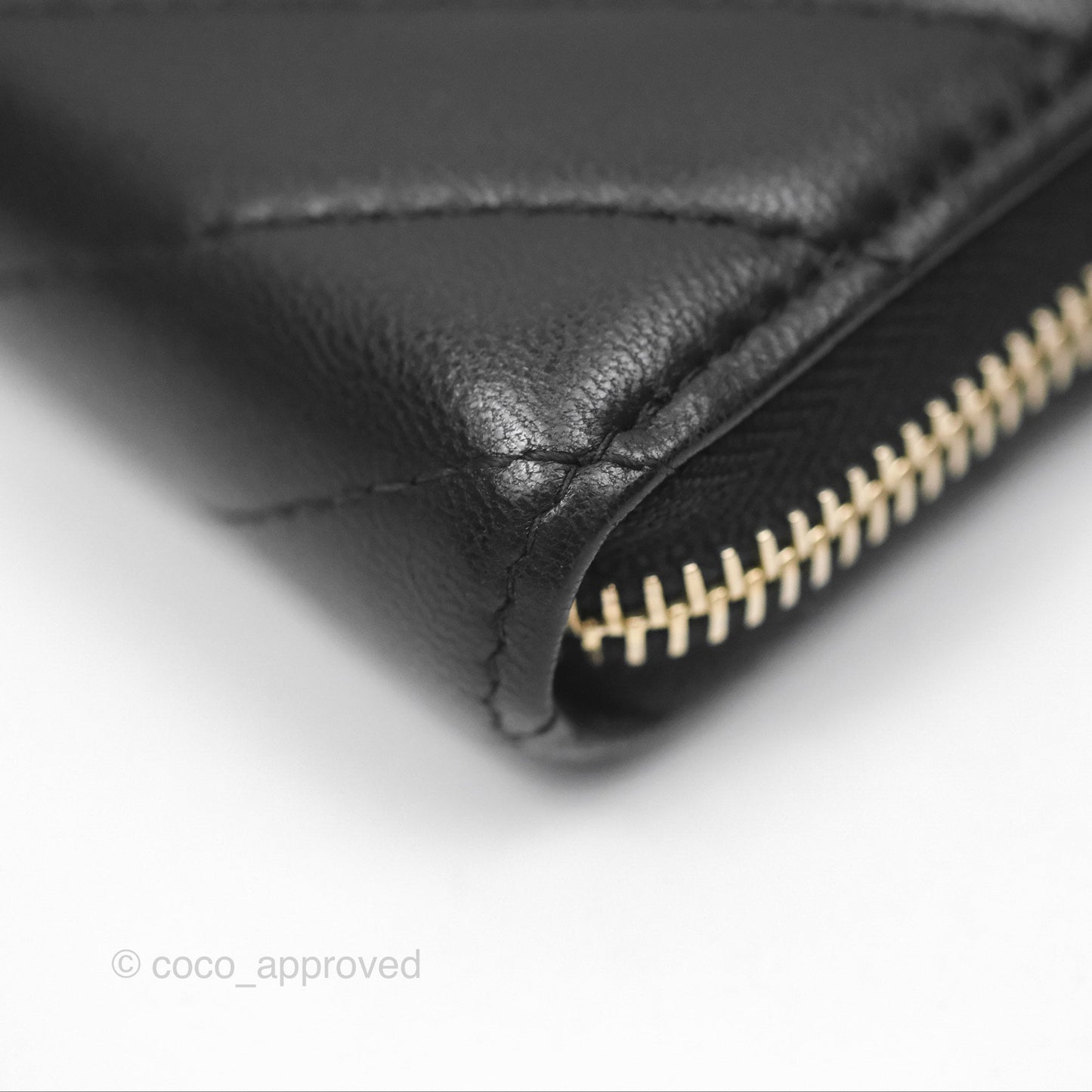 Chanel Chevron Zipped Coin Purse Black Lambskin Gold Hardware