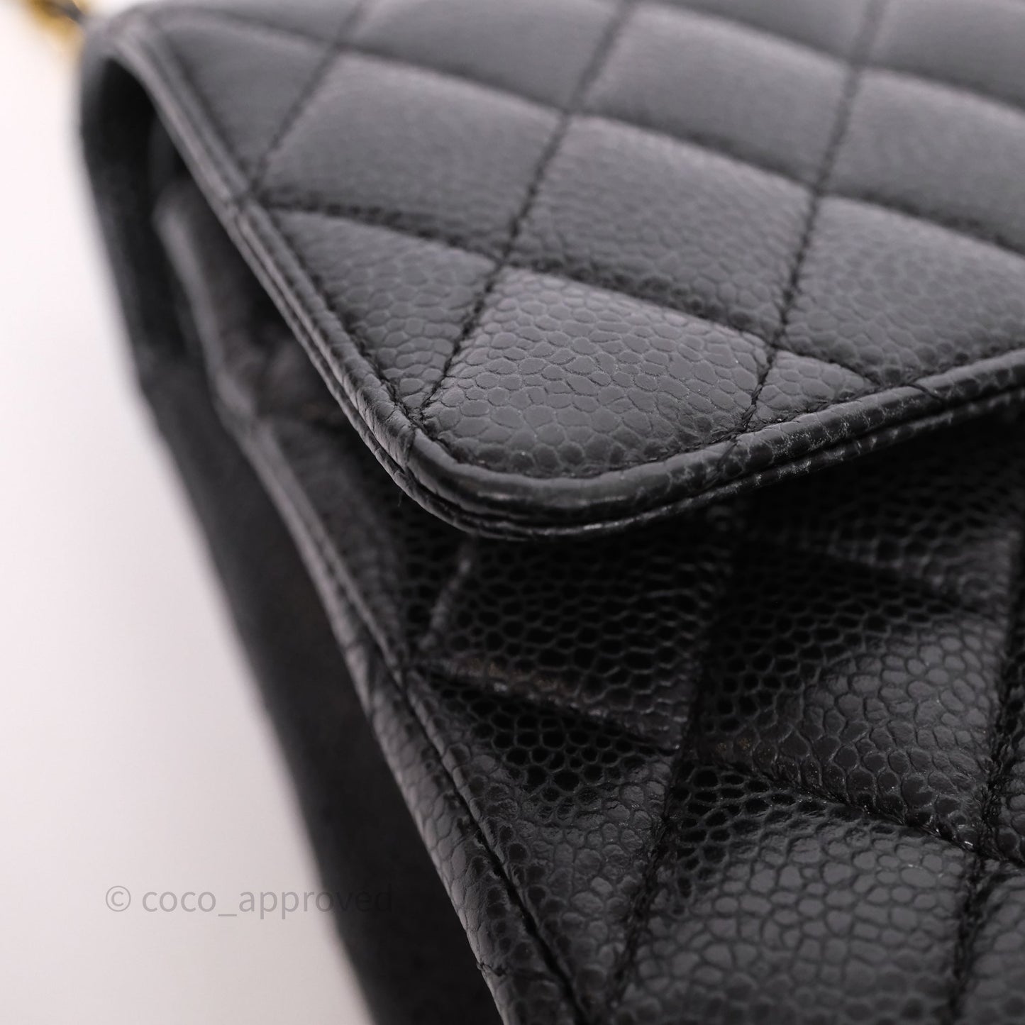 Chanel Classic M/L Medium Flap Quilted Black Caviar Gold Hardware