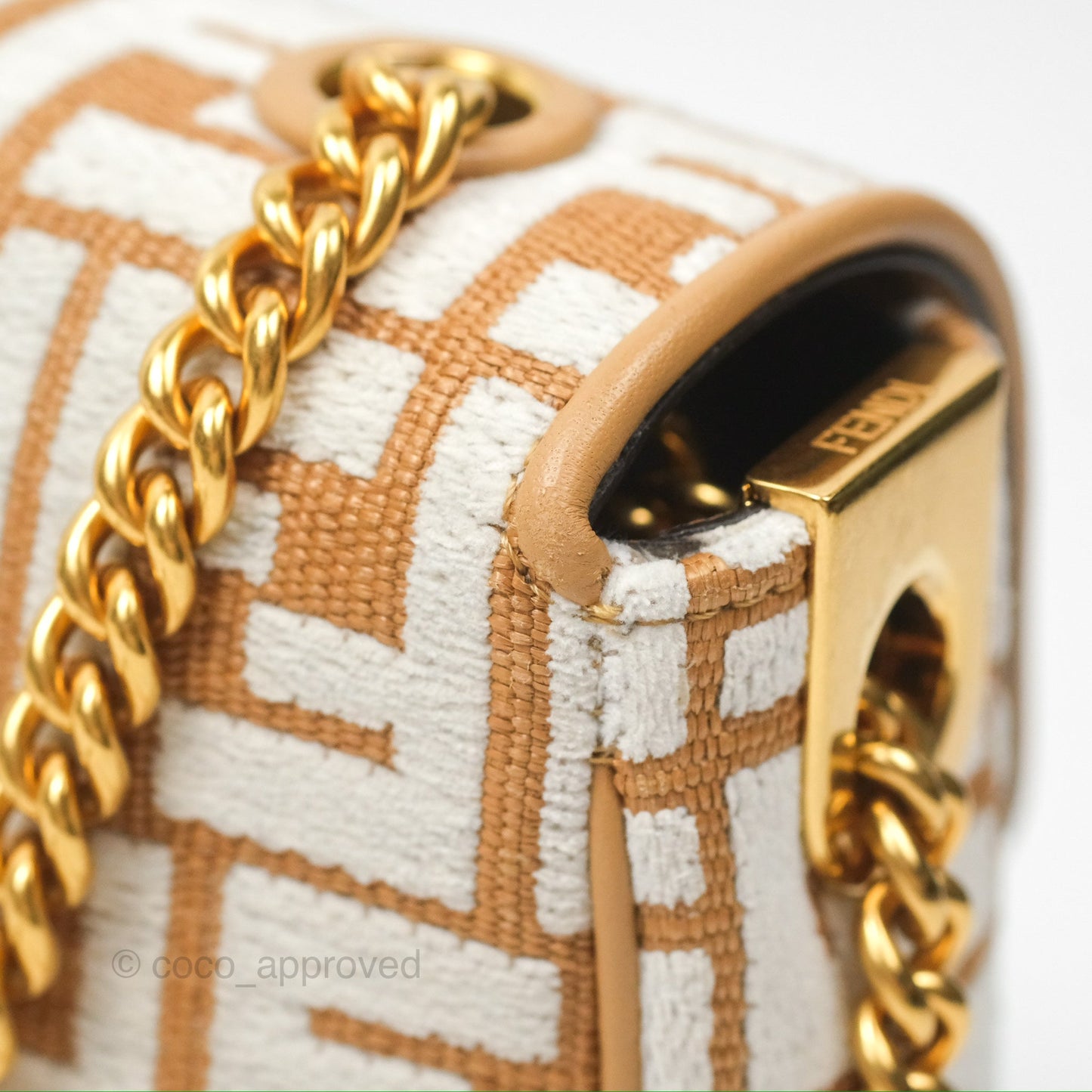 Fendi Baguette Chain Midi Bag Raffia