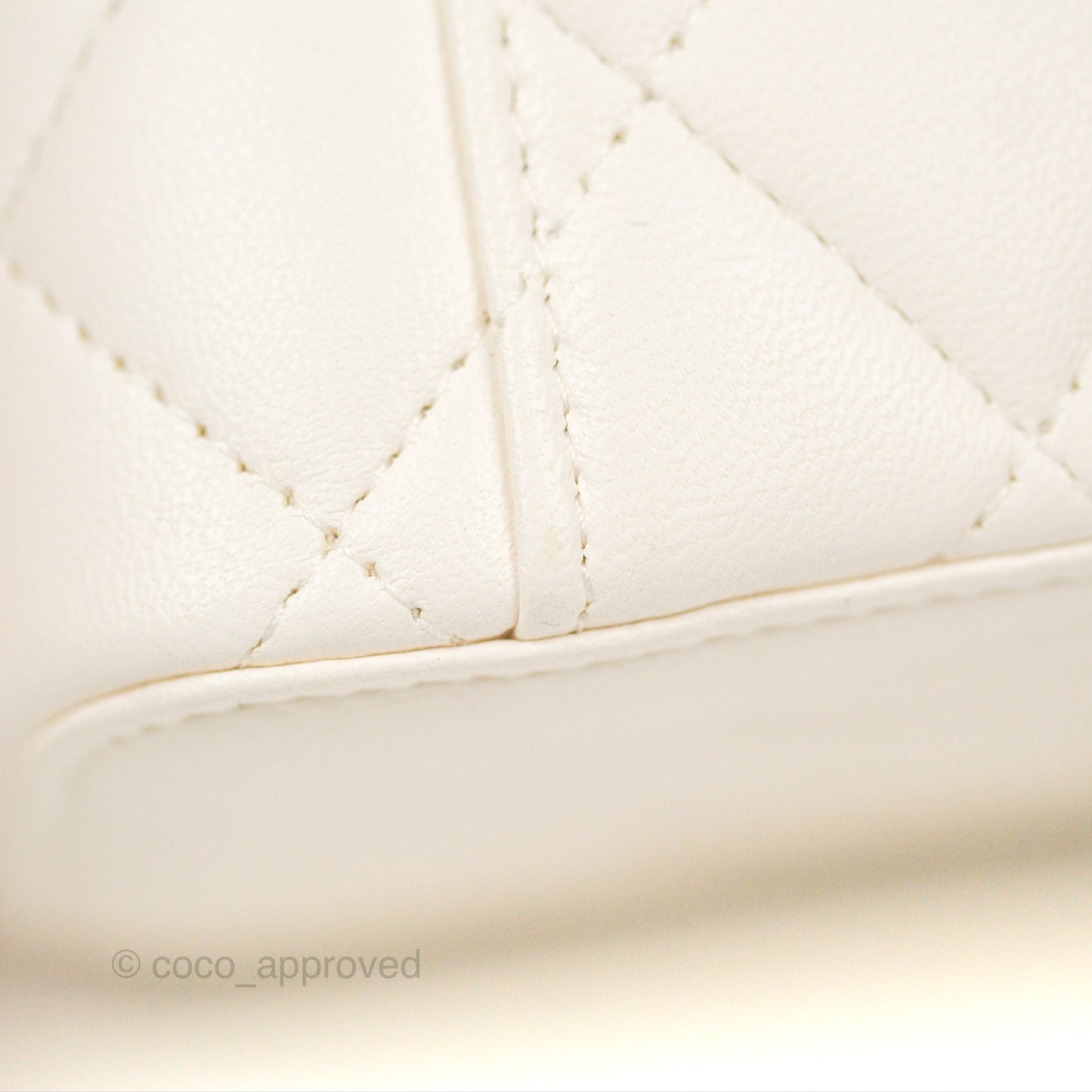 Chanel Vanity with COCO Heart Chain White Lambskin Aged Gold Hardware