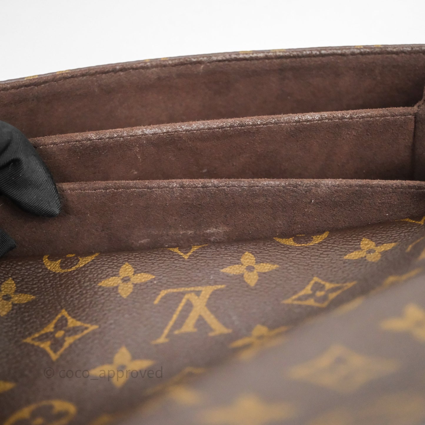 Louis Vuitton Pochette Metis Monogram