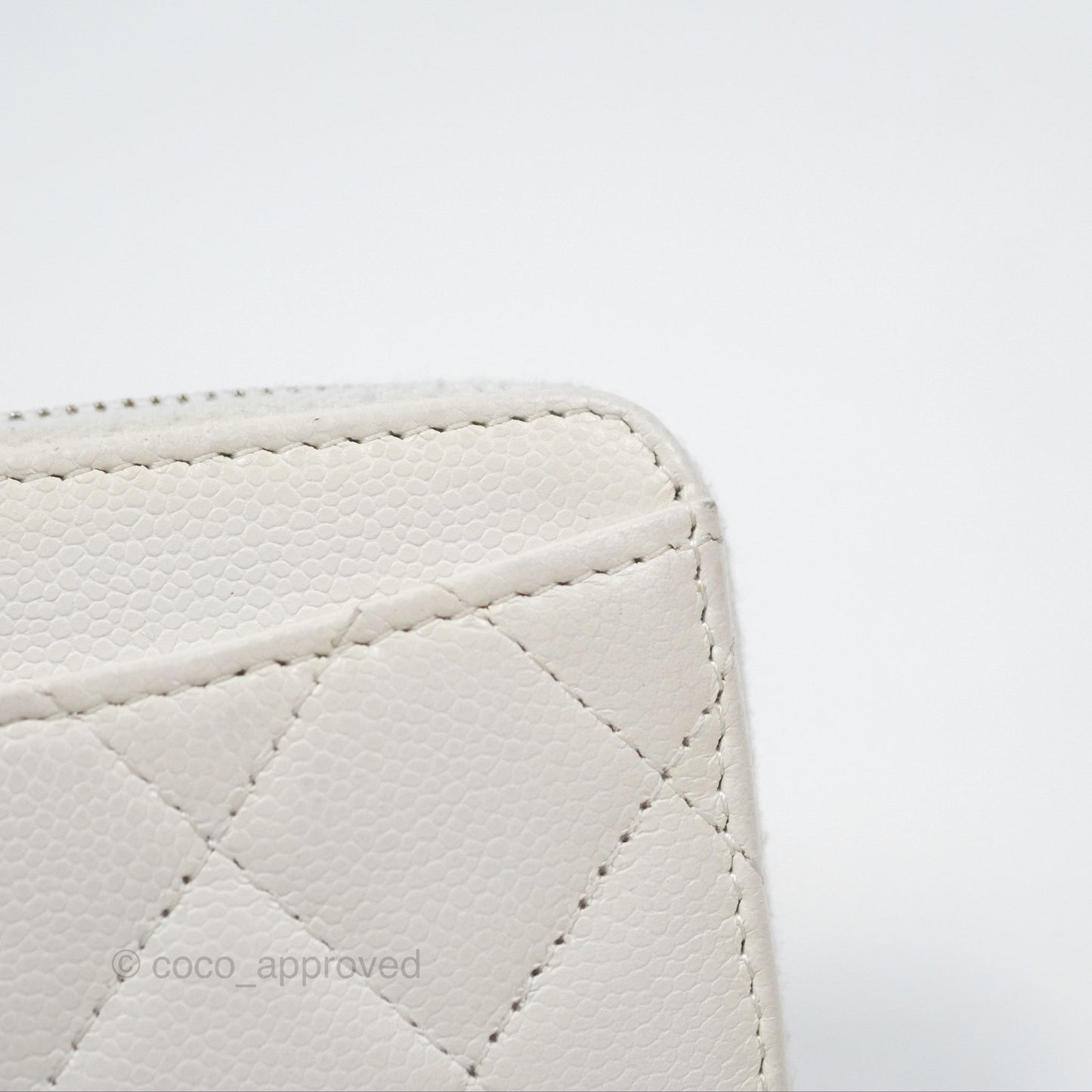 Chanel Classic Zipped Coin Purse White Caviar Gold Hardware