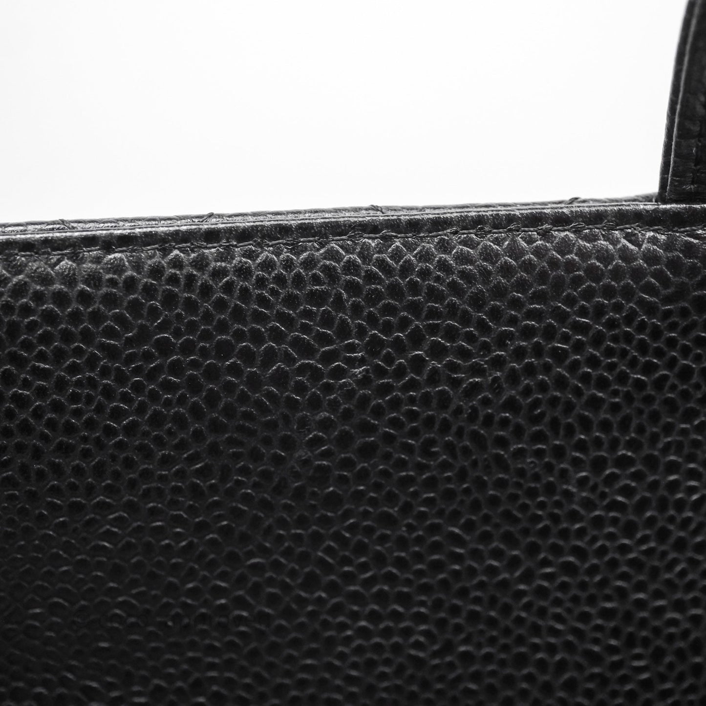 Chanel Classic M/L Medium Flap Quilted Black Caviar Gold Hardware