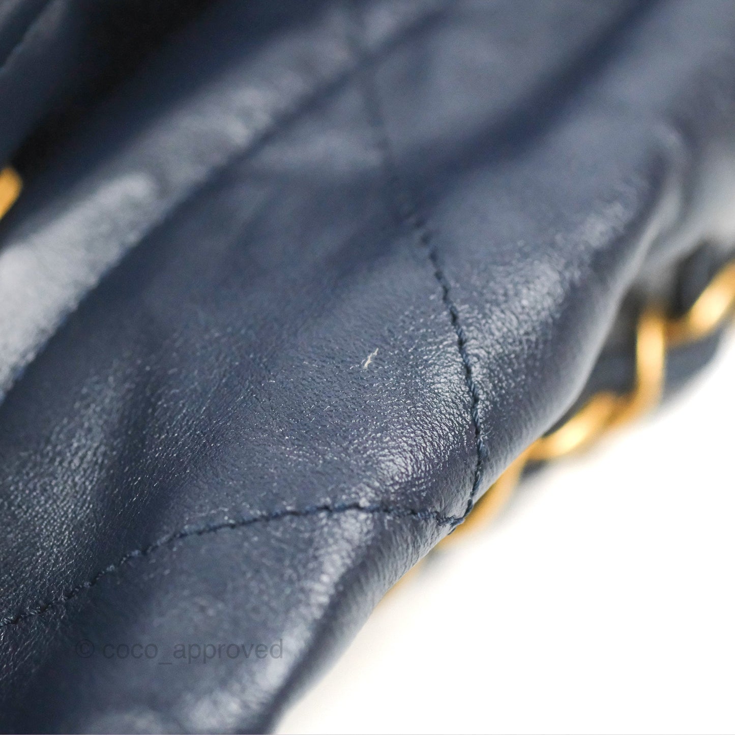 Chanel 22 Medium Navy Shiny Calfskin Aged Gold Hardware