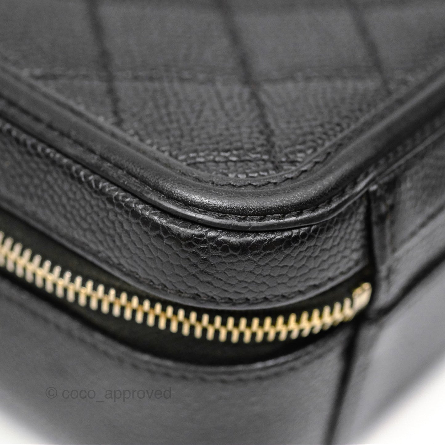 Chanel Quilted Medium CC Filigree Vanity Case Black Caviar Gold Hardware