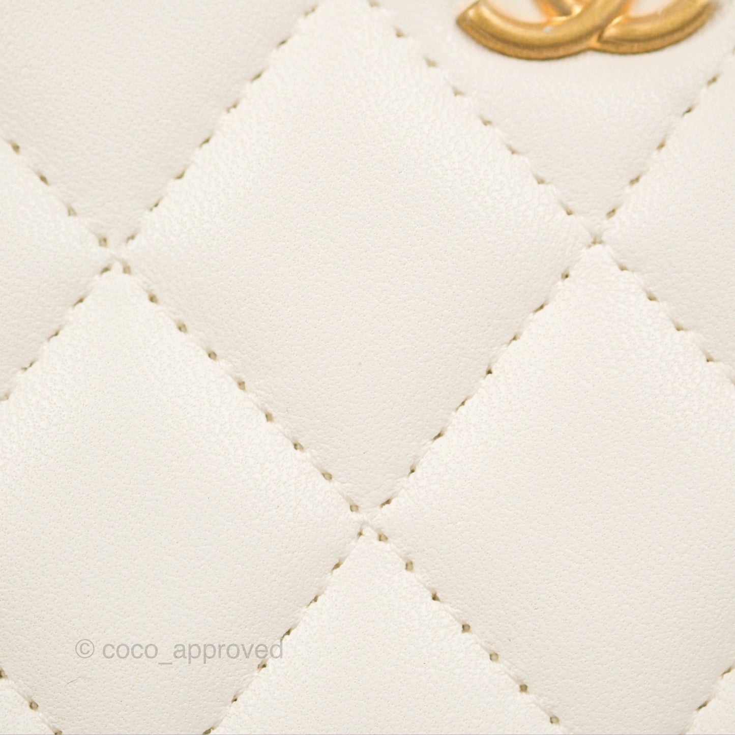 Chanel Vanity with COCO Heart Chain White Lambskin Aged Gold Hardware