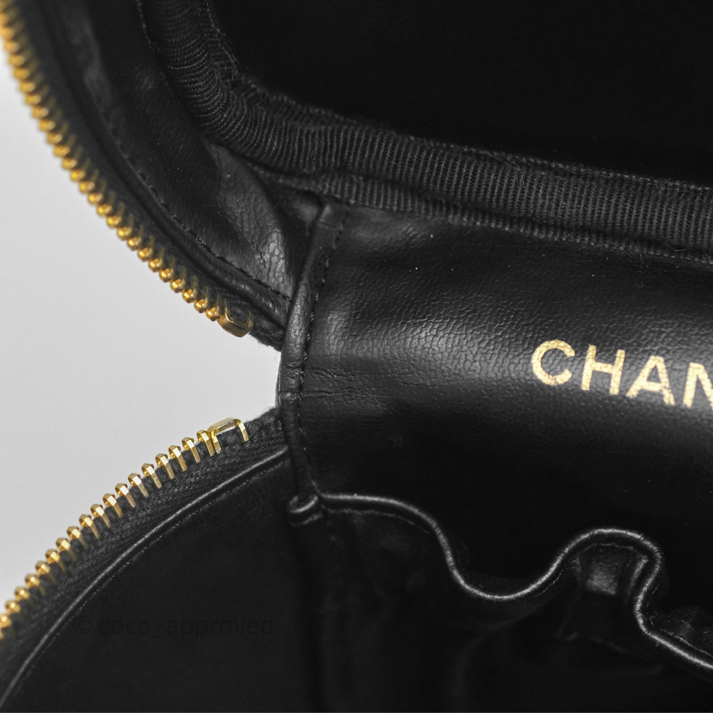 Chanel Vintage Vanity Case Black Caviar Gold Hardware