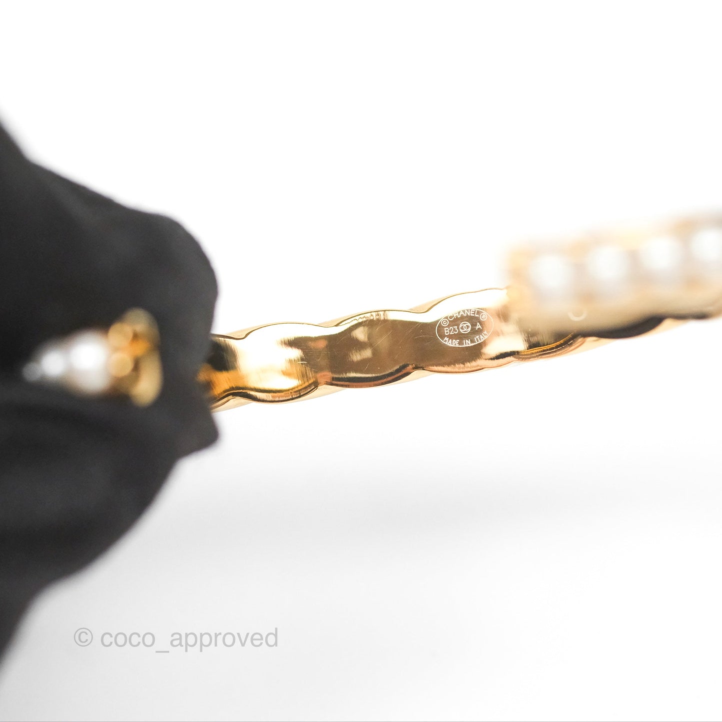 Chanel CC Pearls Bangle Bracelet Gold Tone 23A