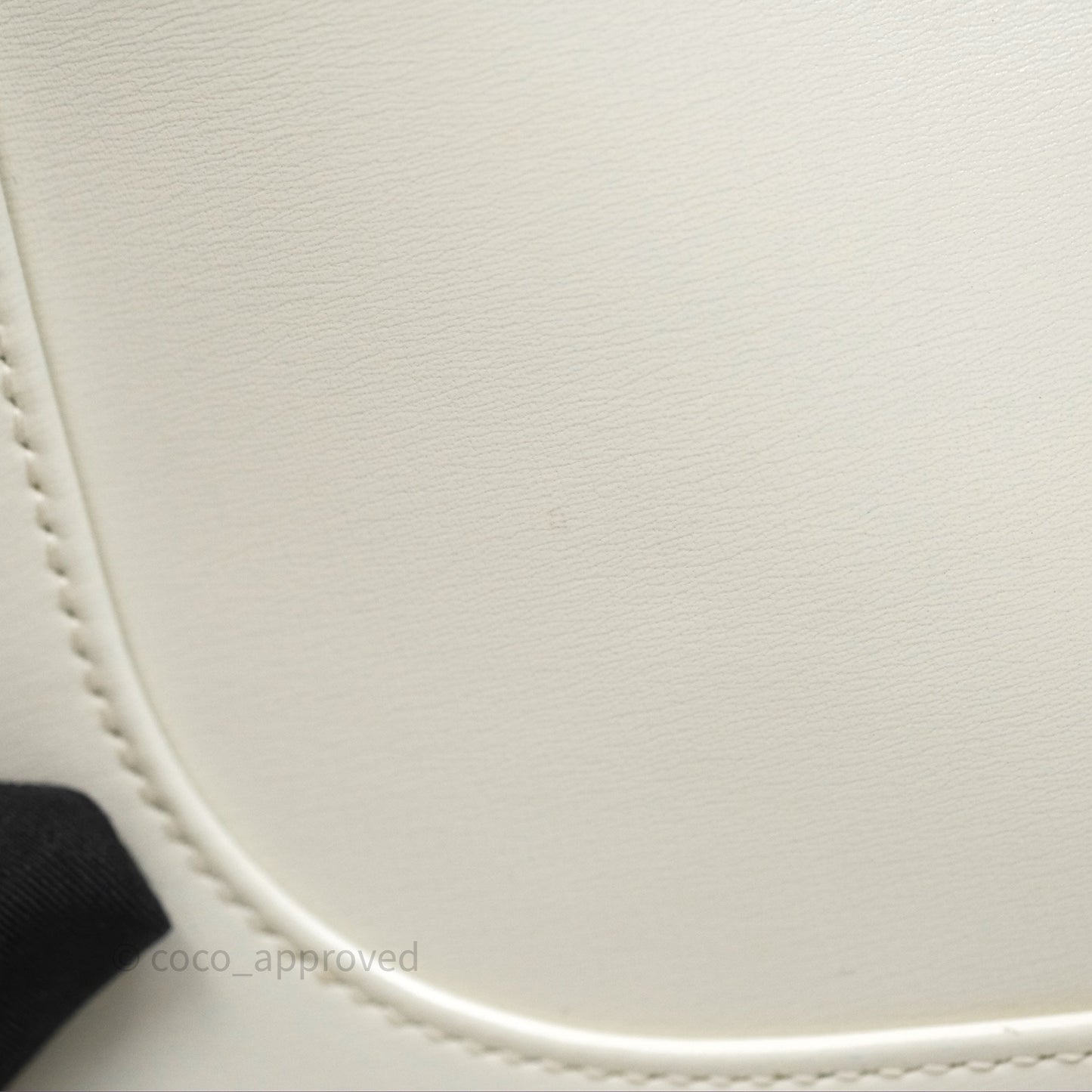 Gucci Jackie 1961 White Small Shoulder Bag Gold Hardware