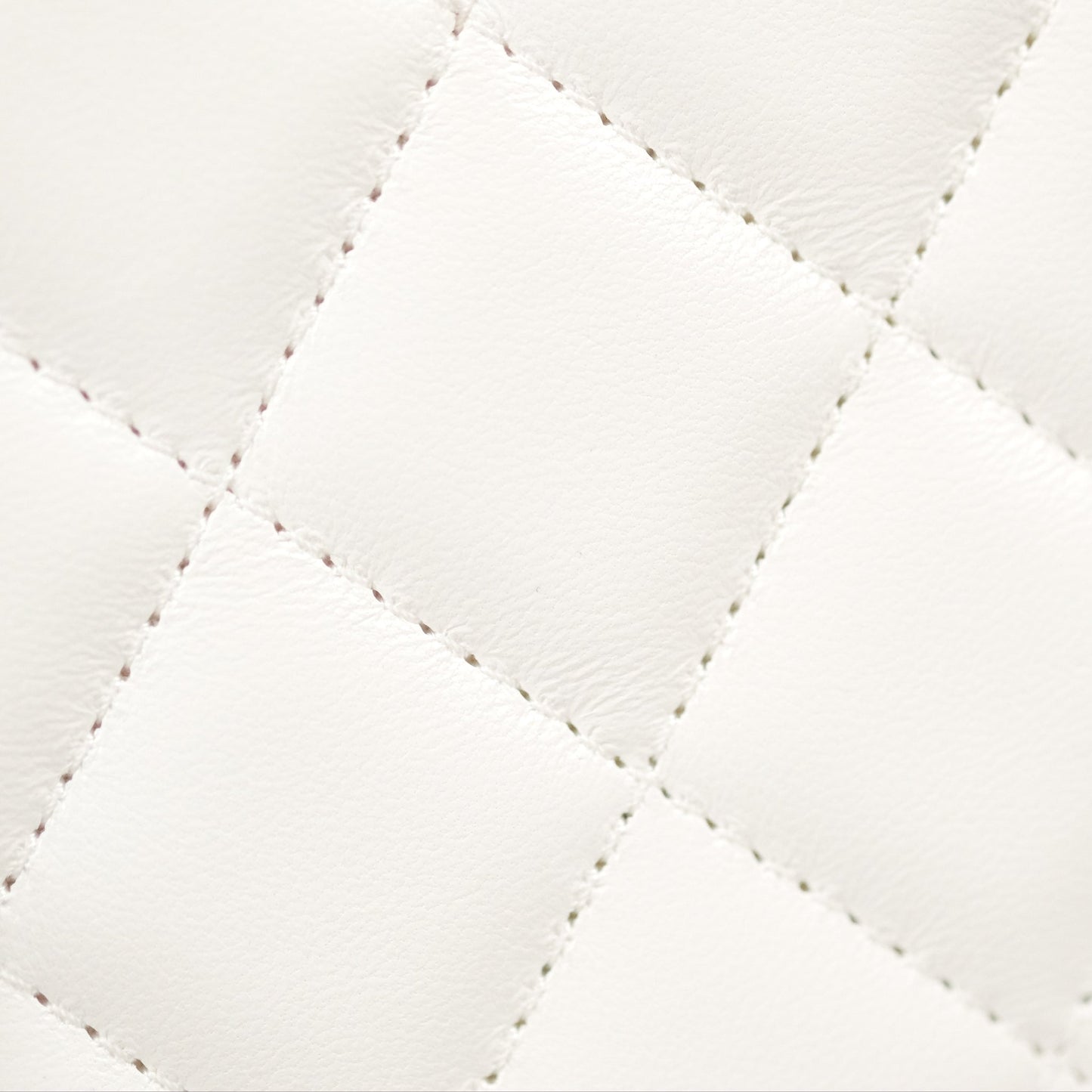 Chanel Small Clutch With Chain White Lambskin Gold Hardware 23C