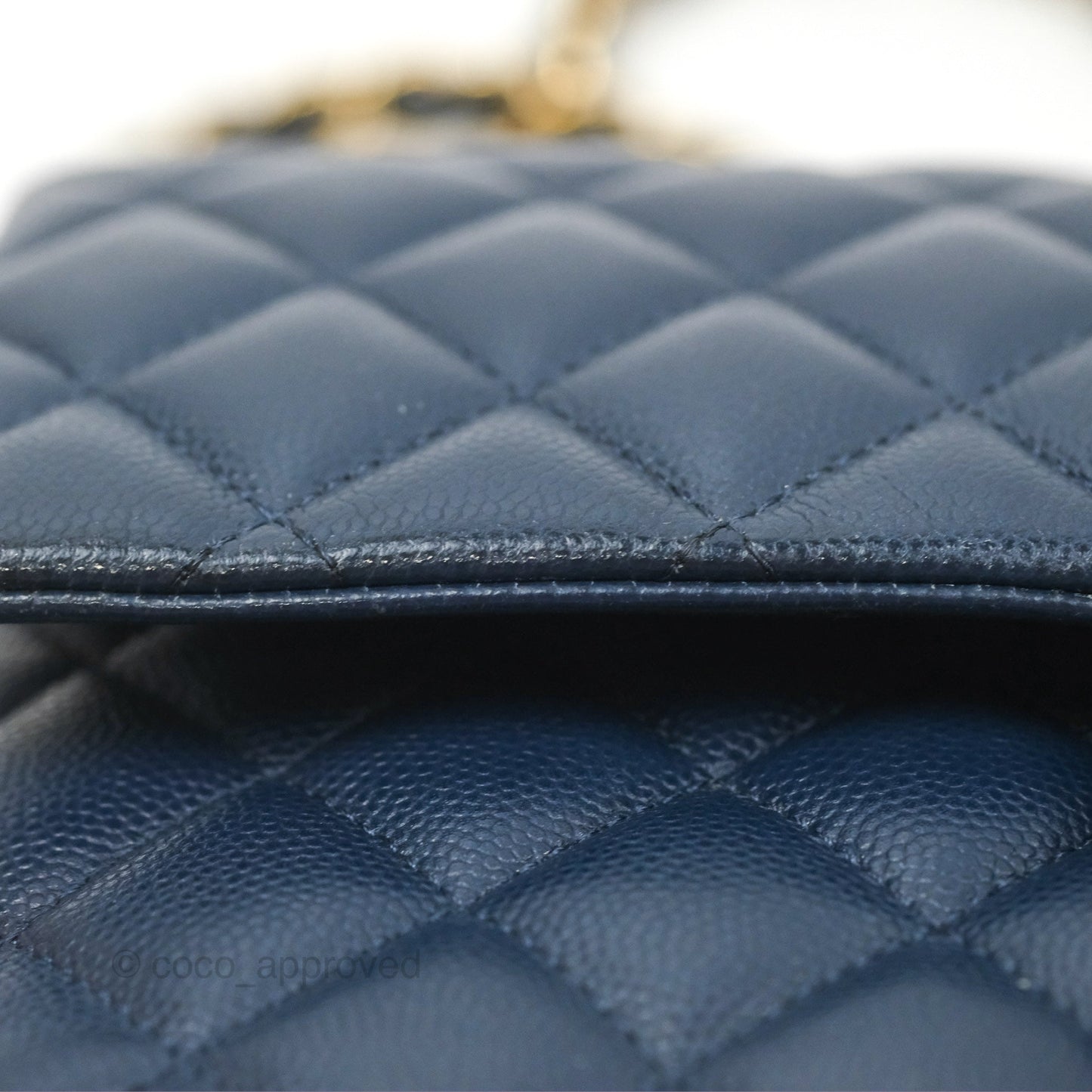 Chanel M/L Medium Classic Flap Quilted Navy Caviar Gold Hardware