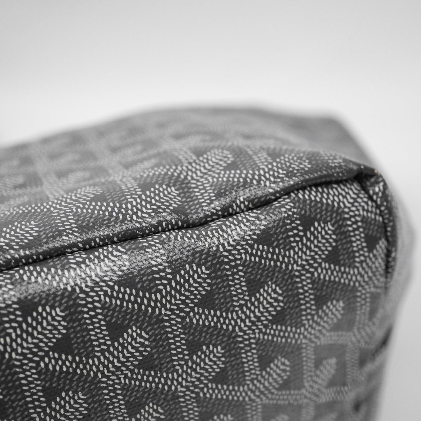 Goyard St Louis Tote PM ⁣⁣⁣⁣⁣⁣⁣⁣⁣⁣⁣⁣⁣⁣⁣⁣⁣⁣⁣⁣Grey