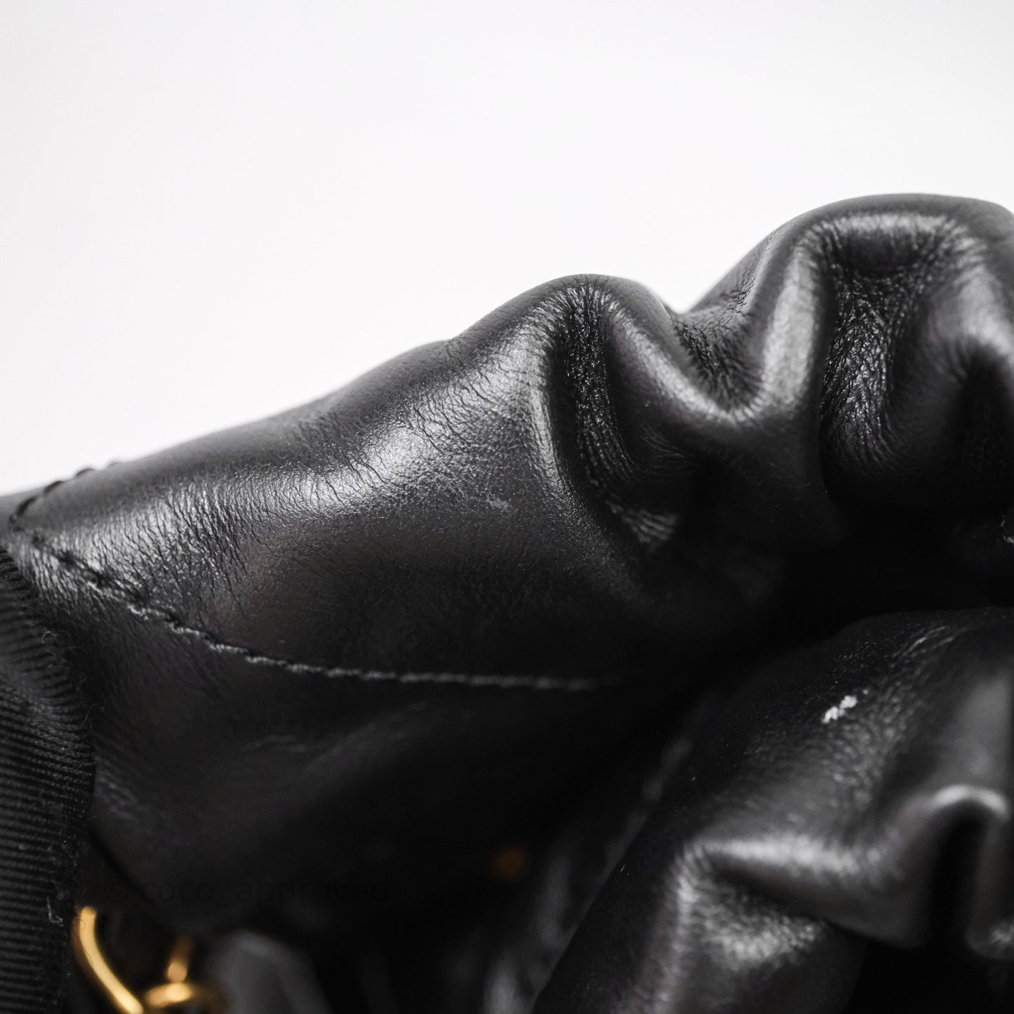 Chanel 22 Bag Medium Black Crumpled Calfskin Aged Gold Hardware