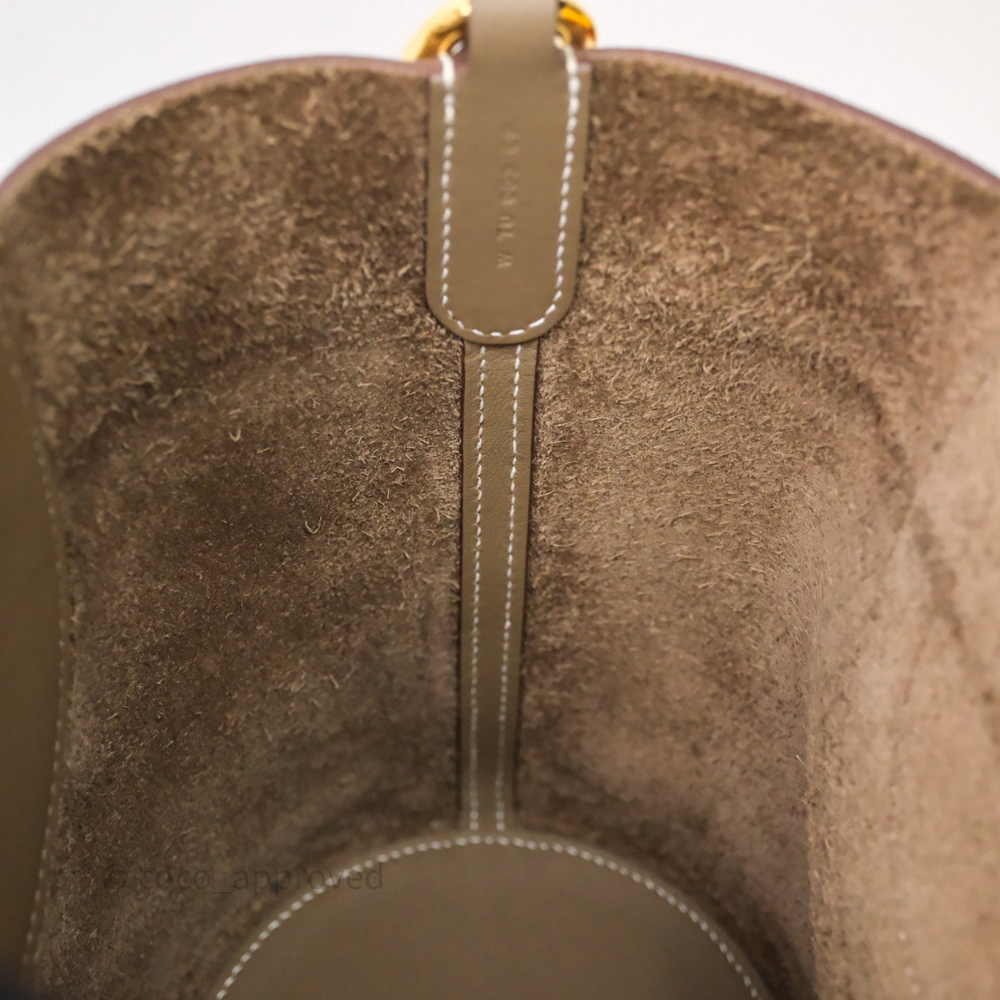 Hermès In-The-Loop 18 Etoupe Taurillon Clemence Veau Swift Gold Hardware