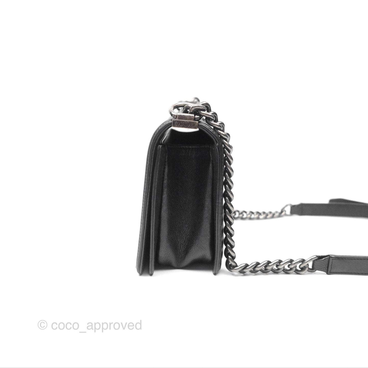 Chanel Medium Boy Quilted Black Calfskin Ruthenium Hardware