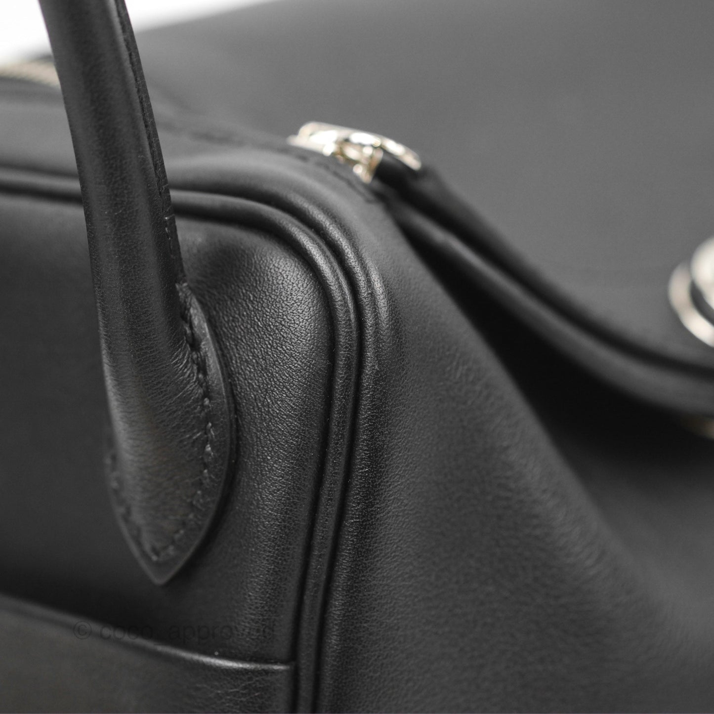 Hermès Mini Lindy 20 Back Swift Palladium Hardware