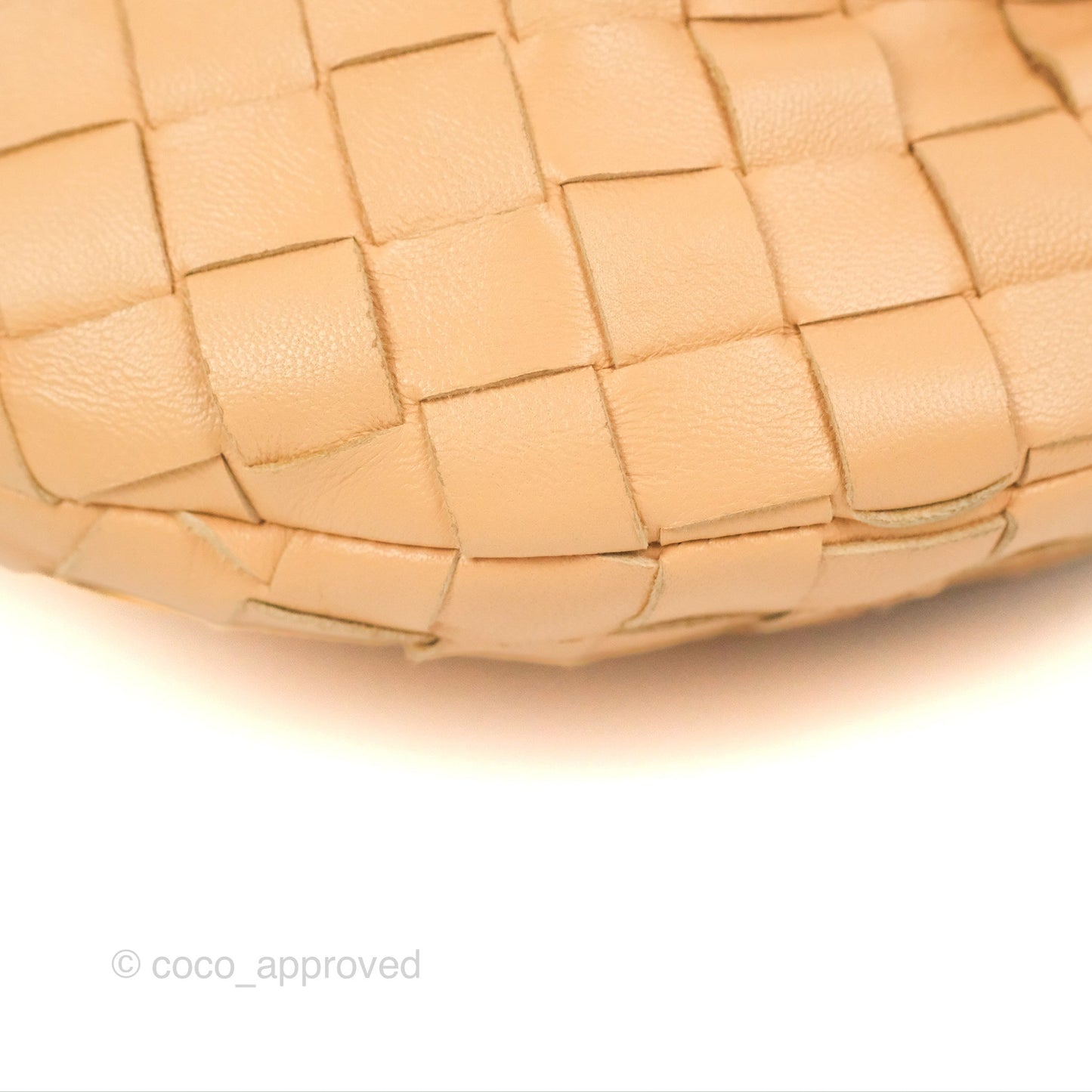 Bottega Veneta Intrecciato Mini Jodie Clutch Bag Beige Lambskin Gold Hardware
