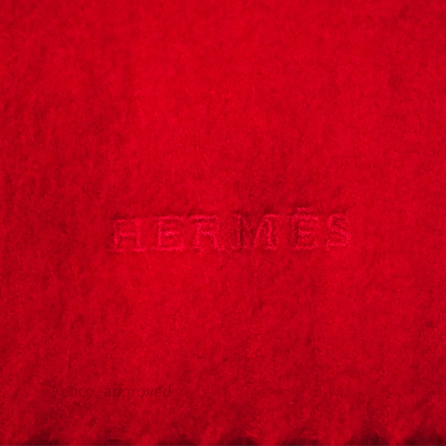 Hermès Cashmere Fringe Muffler Scarf Red