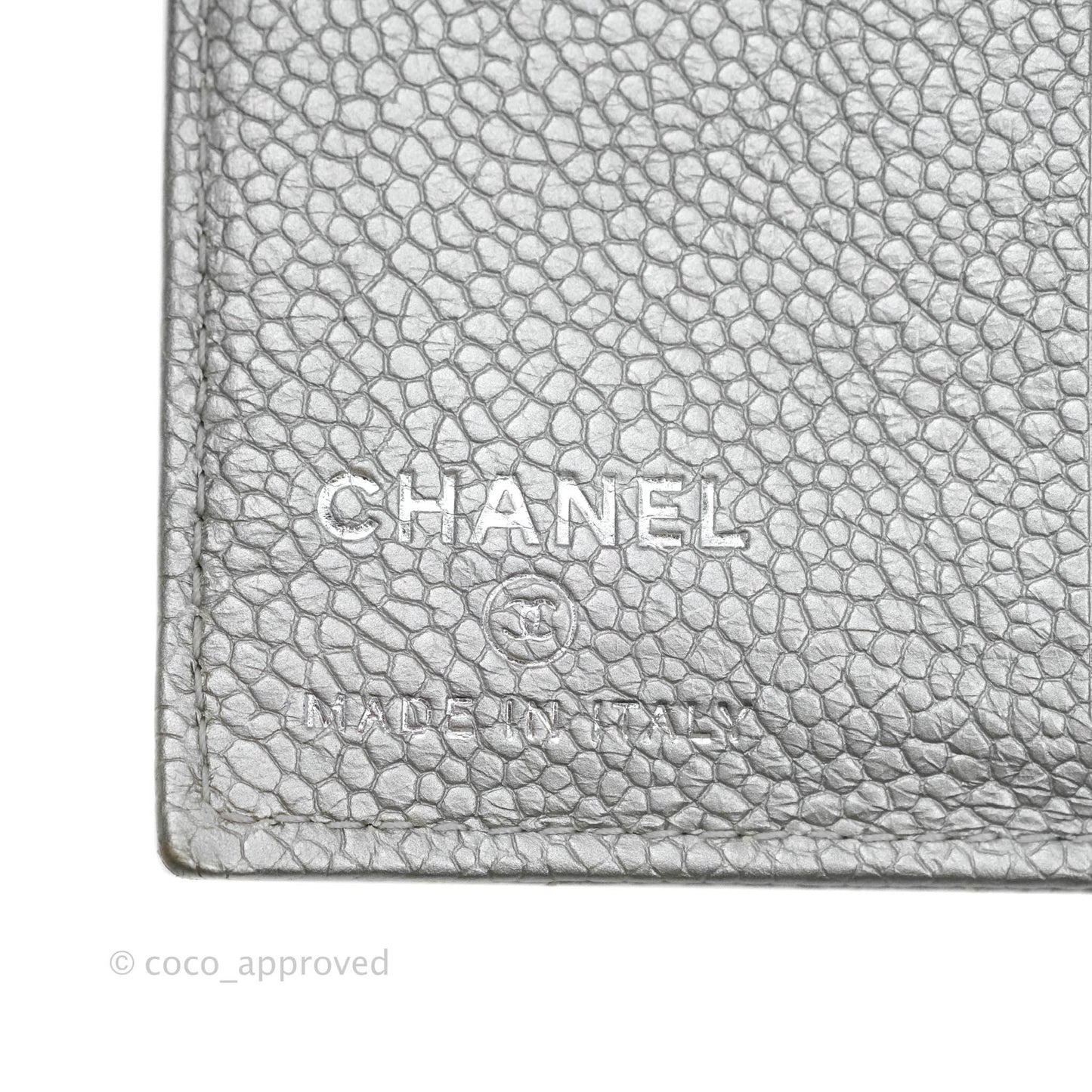 Chanel Classic Quilted Card Holder Metallic Silver Caviar Ruthenium Hardware