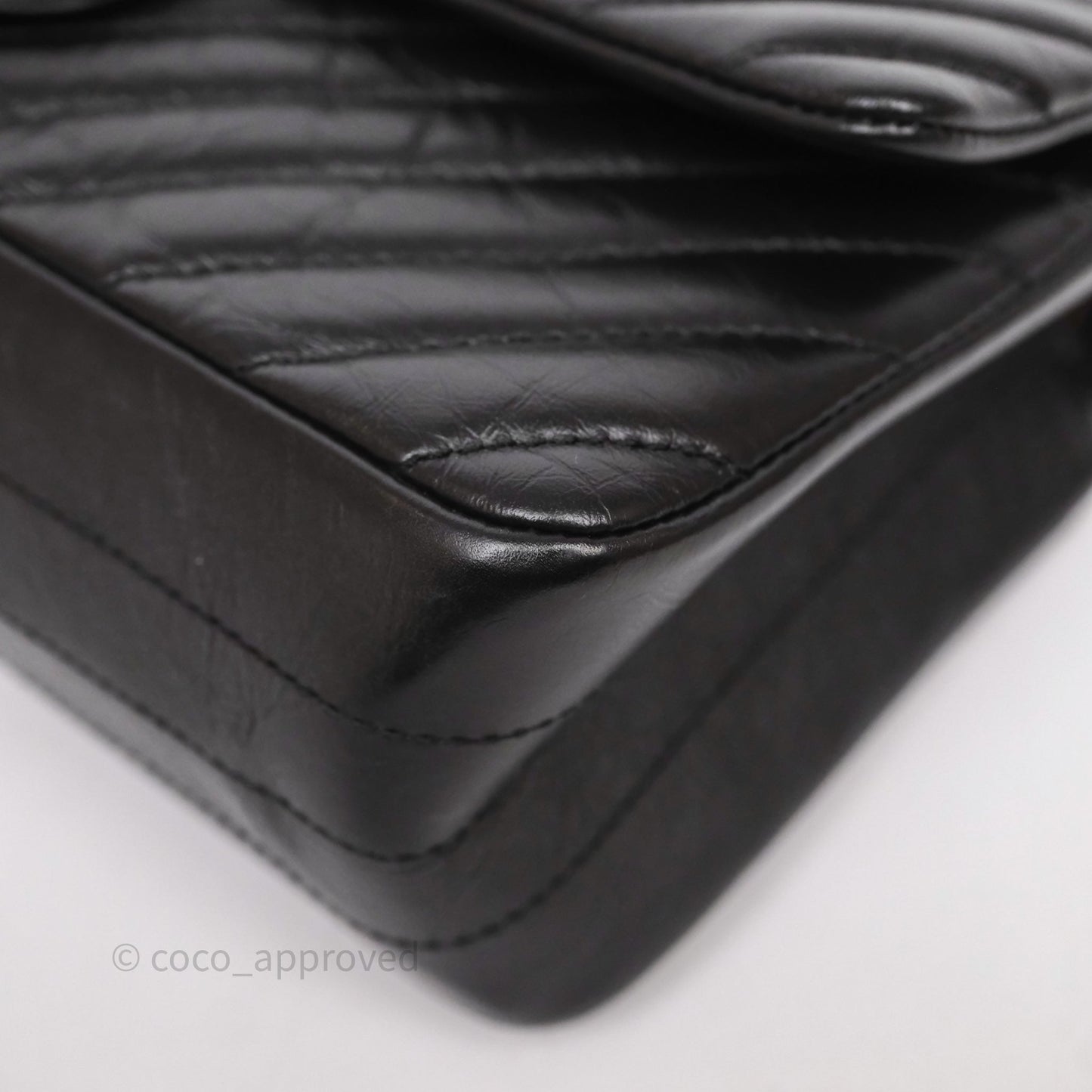 Chanel Reissue 225 Chevron Aged Calfskin So Black