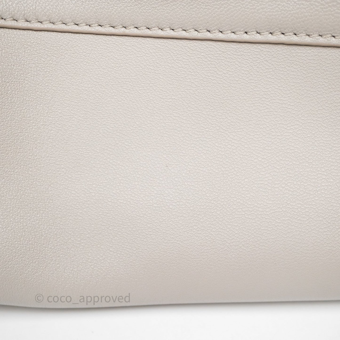 Loewe Medium Flamenco Purse in Mellow Nappa Lambskin Shell Grey