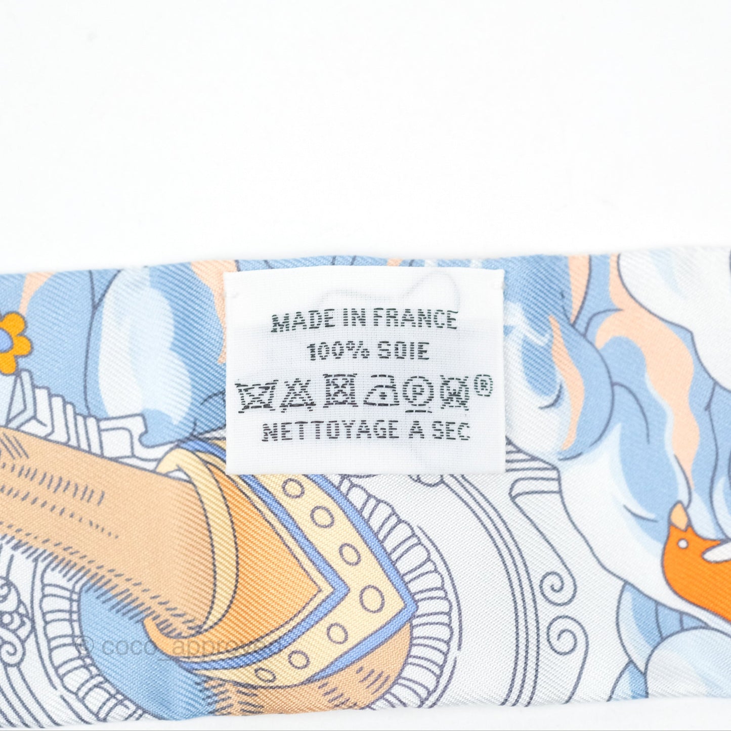Hermès Sur Mon Nuage Silk Twilly