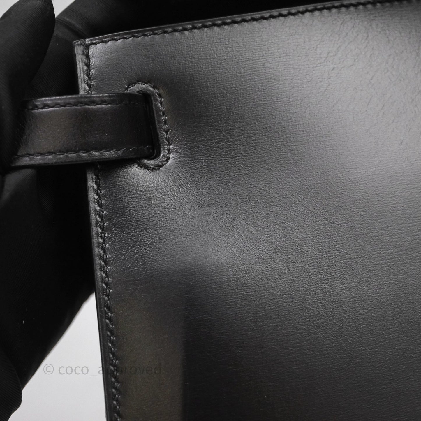 Hermès Vintage Kelly 28 Sellier Black Noir 89 Box Leather Gold Hardware