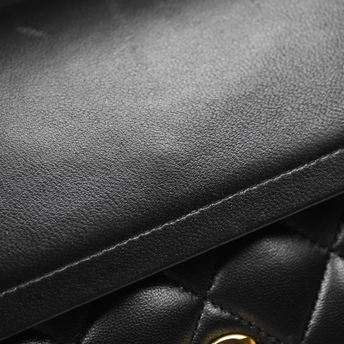 Chanel Classic M/L Medium Flap Quilted Black Lambskin Gold Hardware