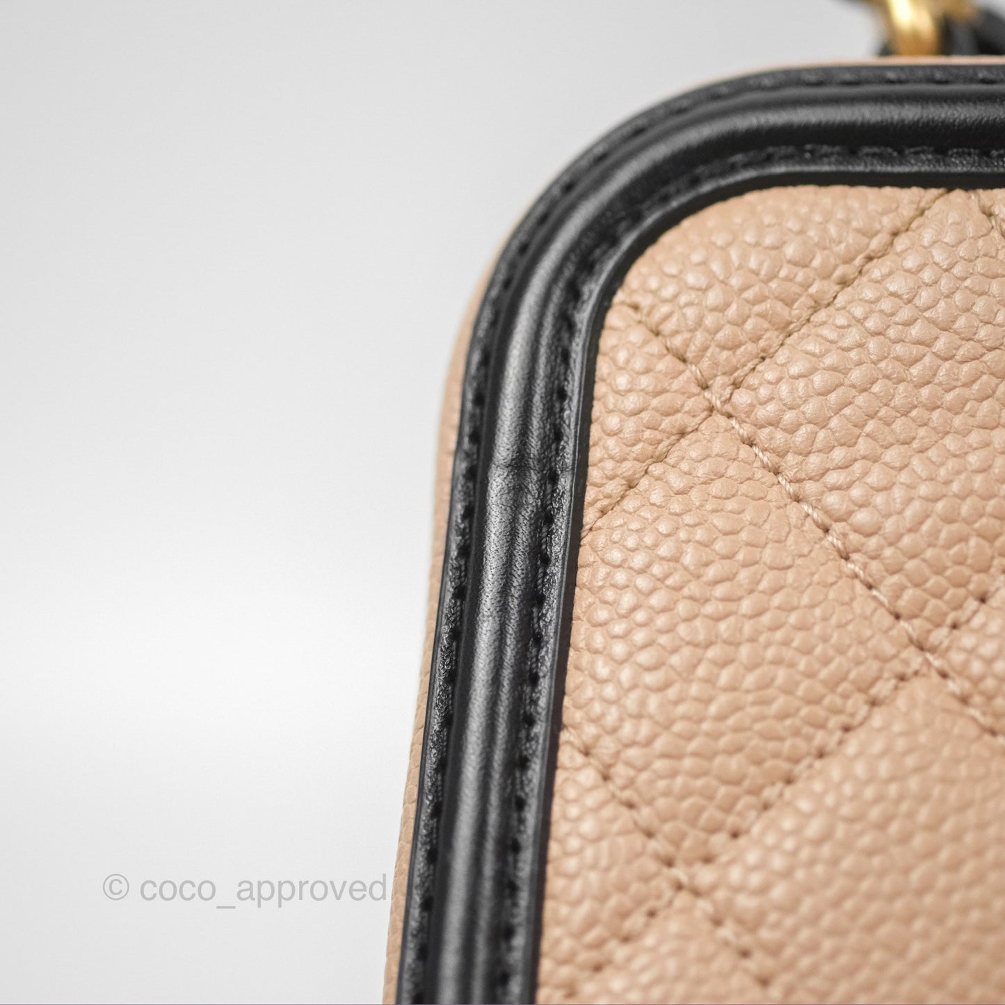 Chanel Quilted Medium CC Filigree Vanity Case Beige Black Caviar Gold Hardware
